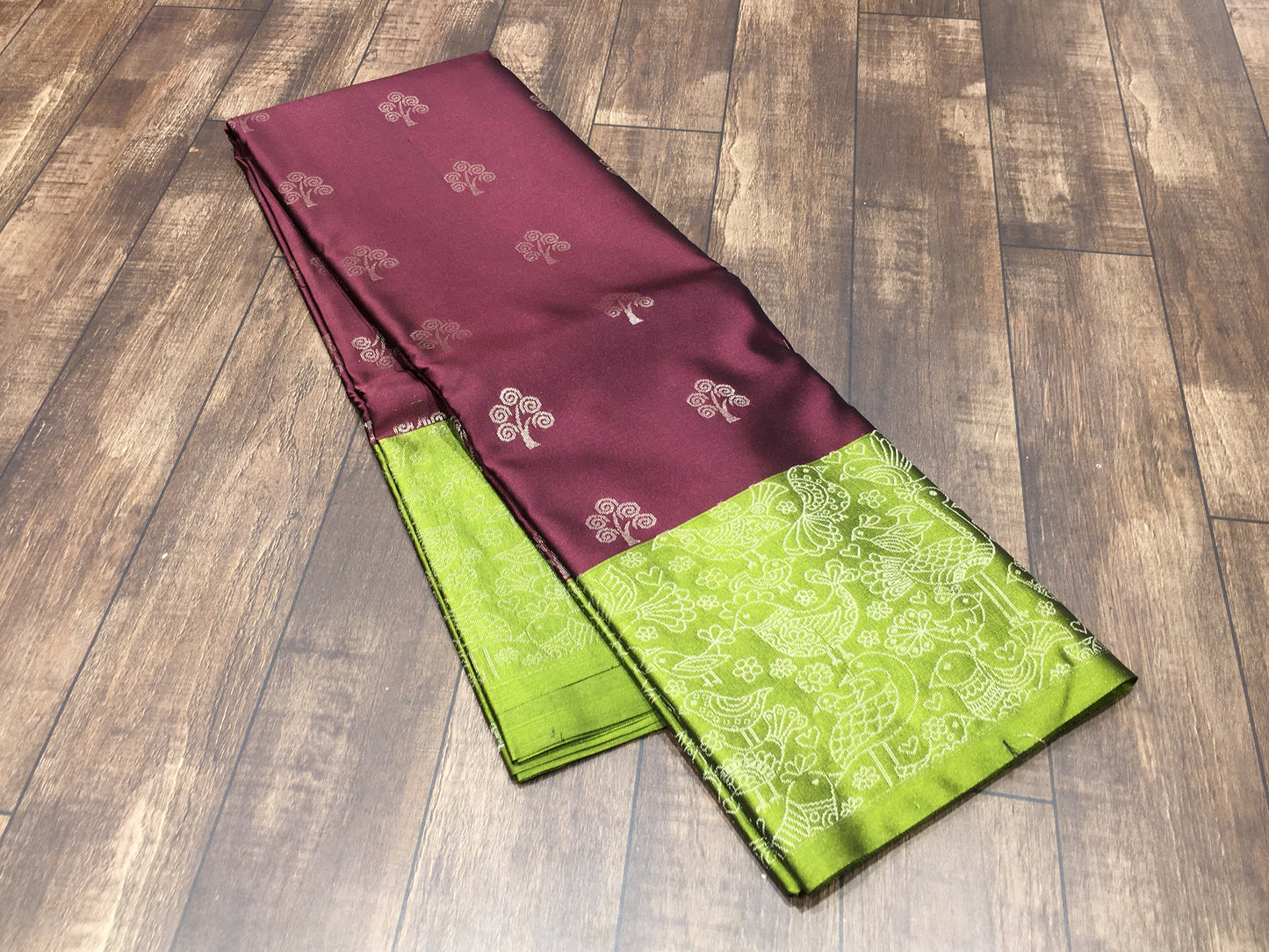 Semi Kanchipuram silk