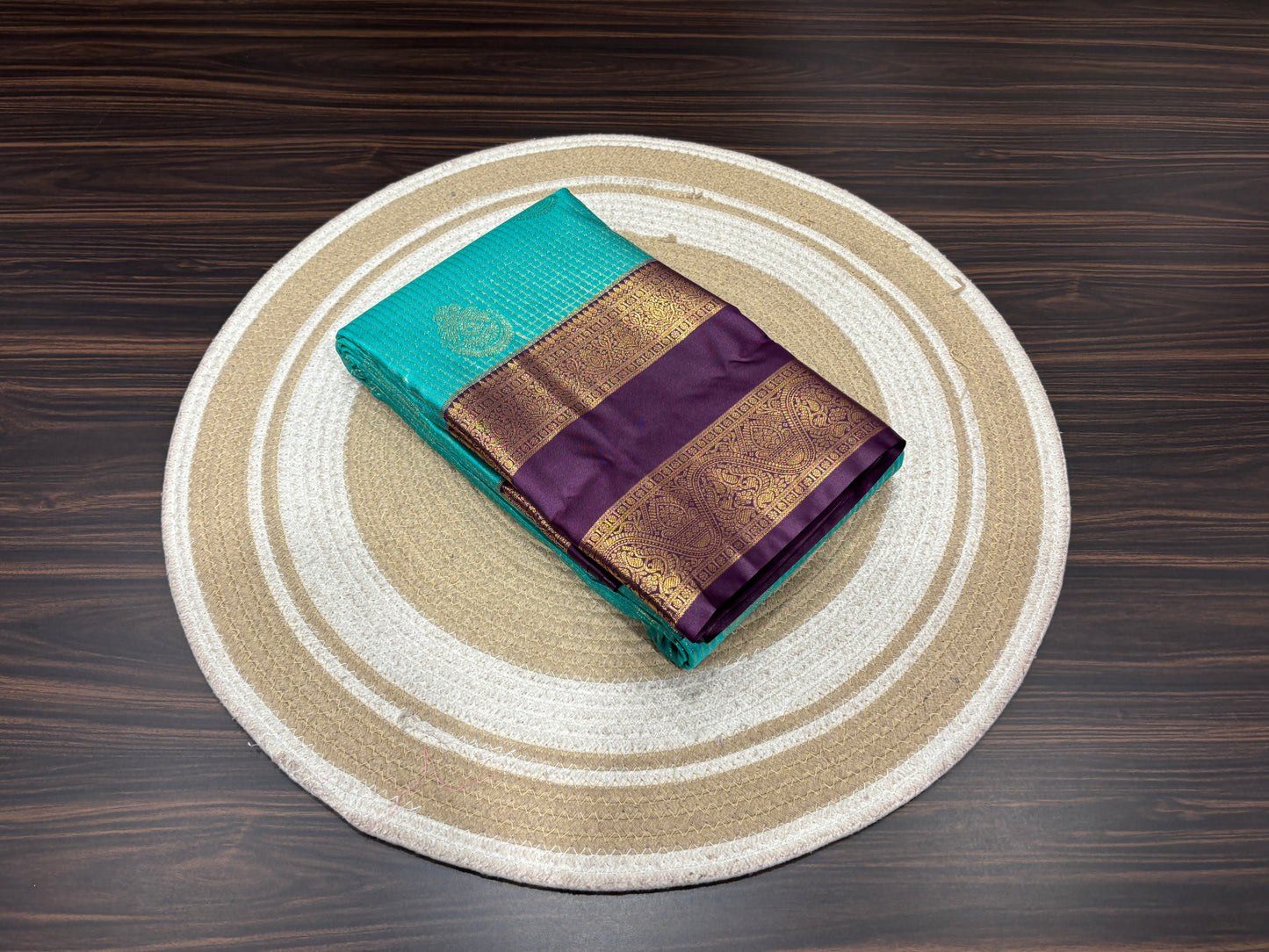Semi Kanchipuram silk