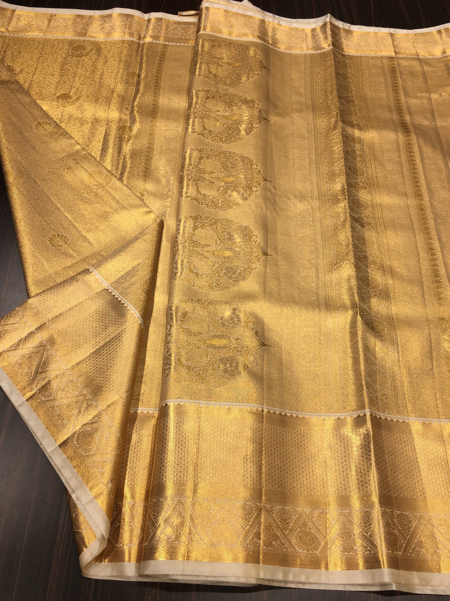 Semi Kanchipuram tissue