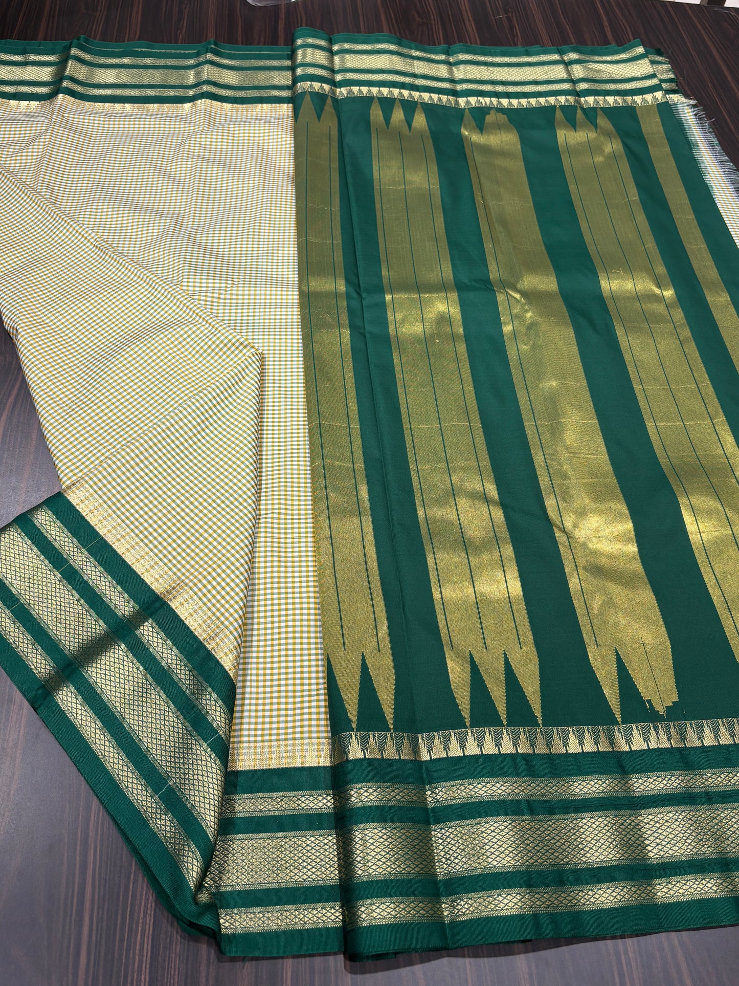 Semi Kanchipuram silk