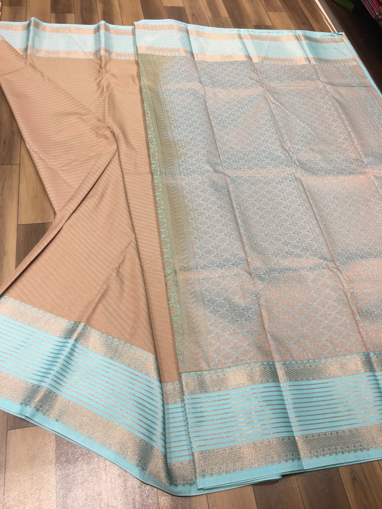 Semi Kanchipuram silk