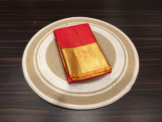 Semi Kanchipuram silk