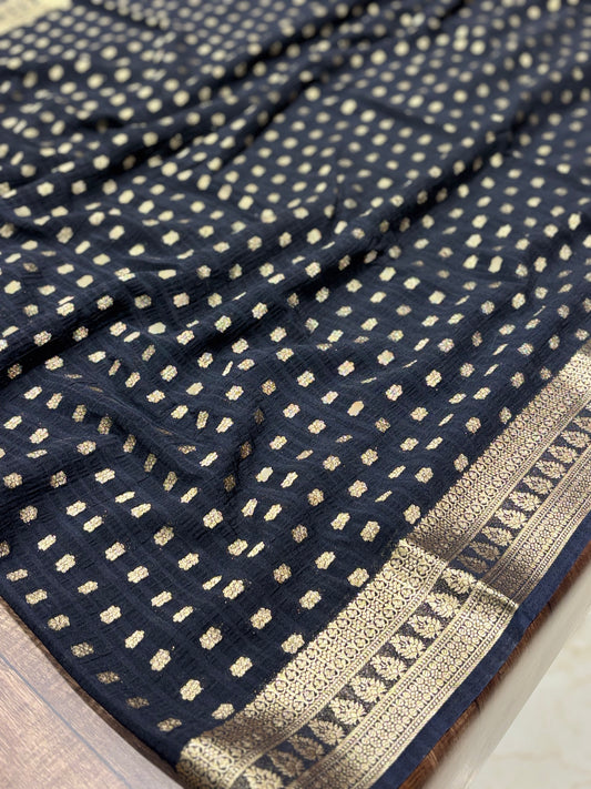 Wrinkle chiffon saree