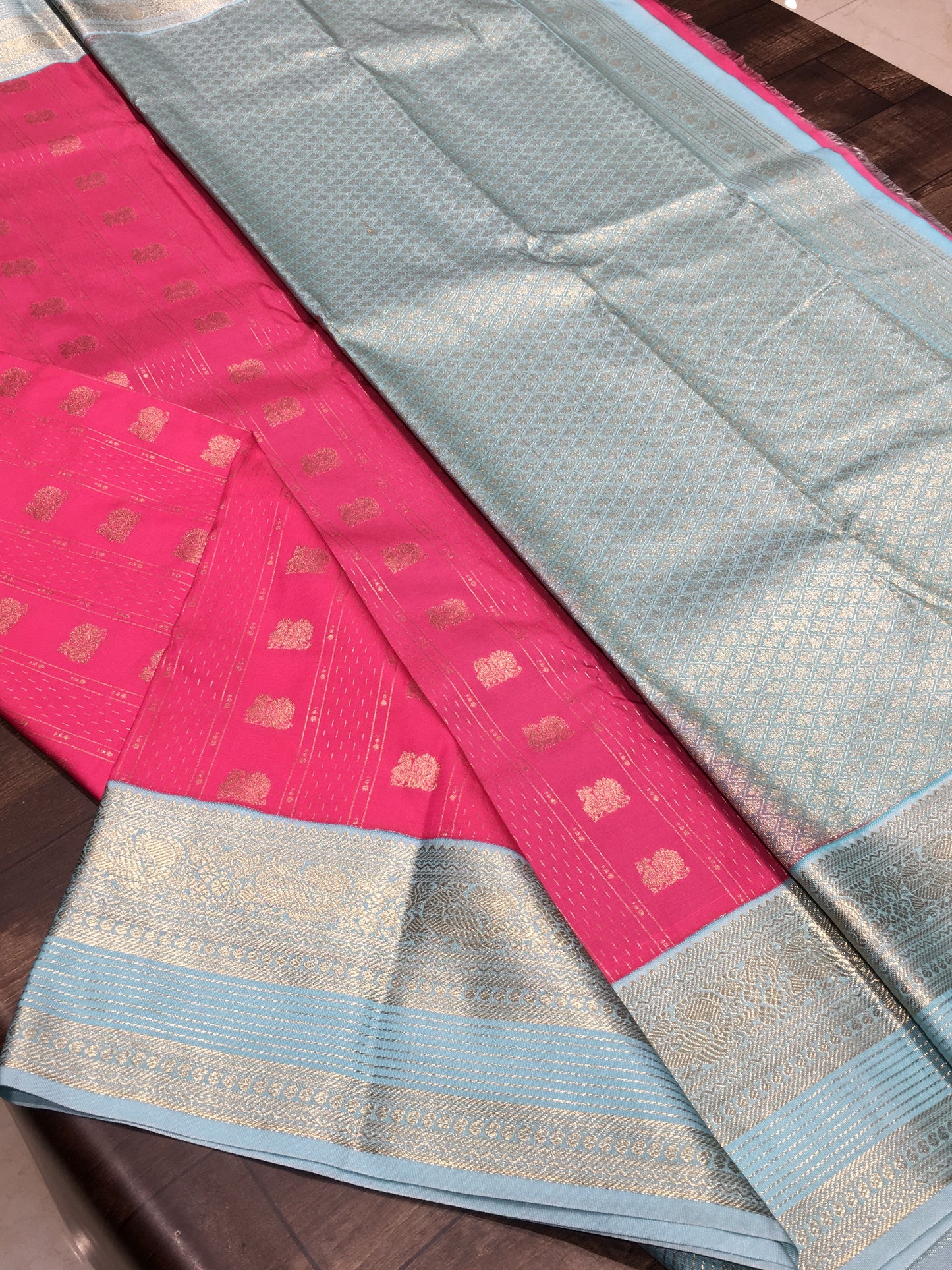 Semi Kanchipuram silk