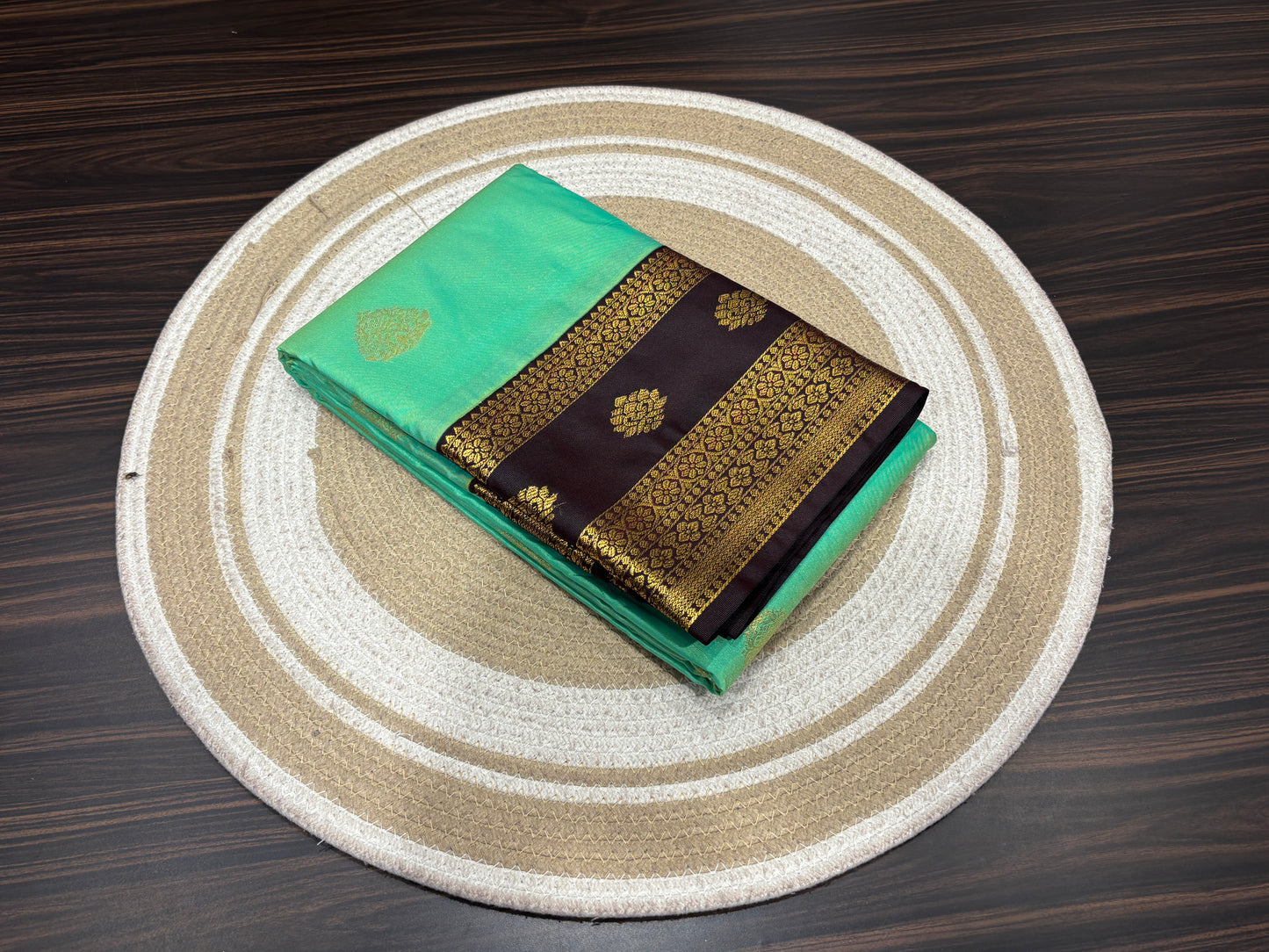 Semi Kanchipuram silk