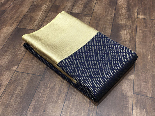 Semi Kanchipuram silk