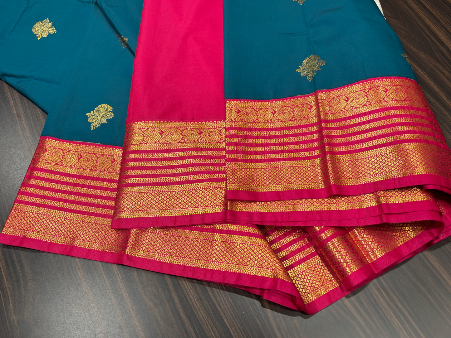 Semi Kanchipuram silk
