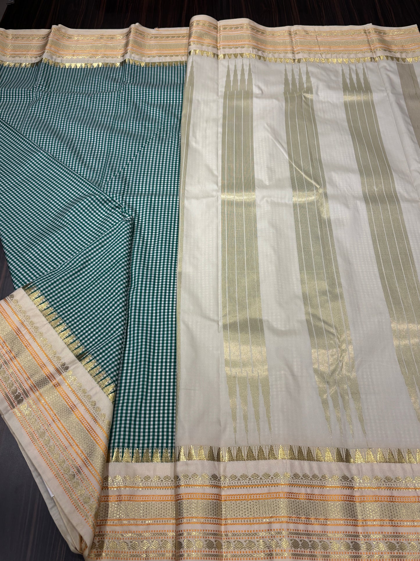 Semi Kanchipuram silk