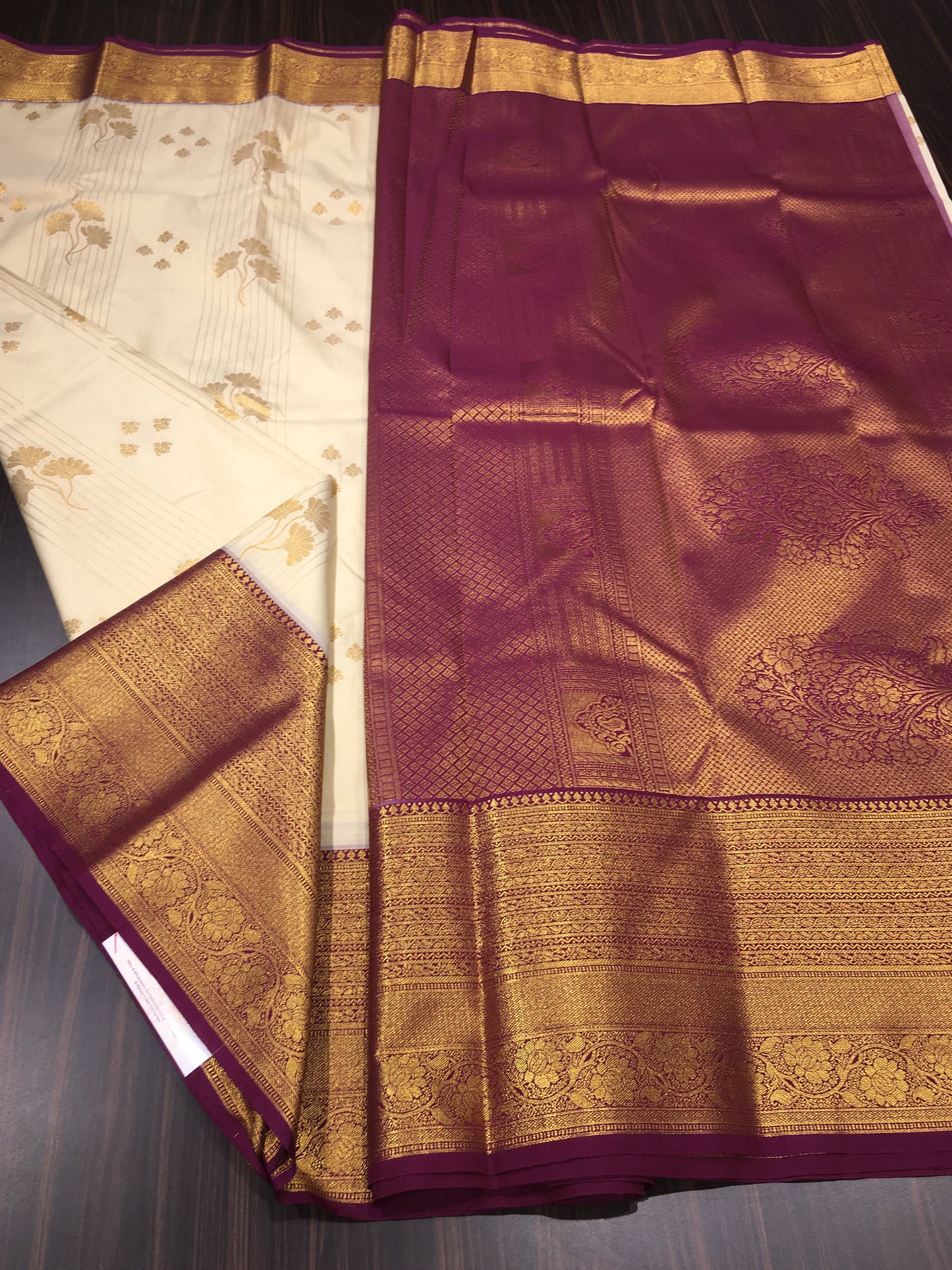 Semi Kanchipuram silk