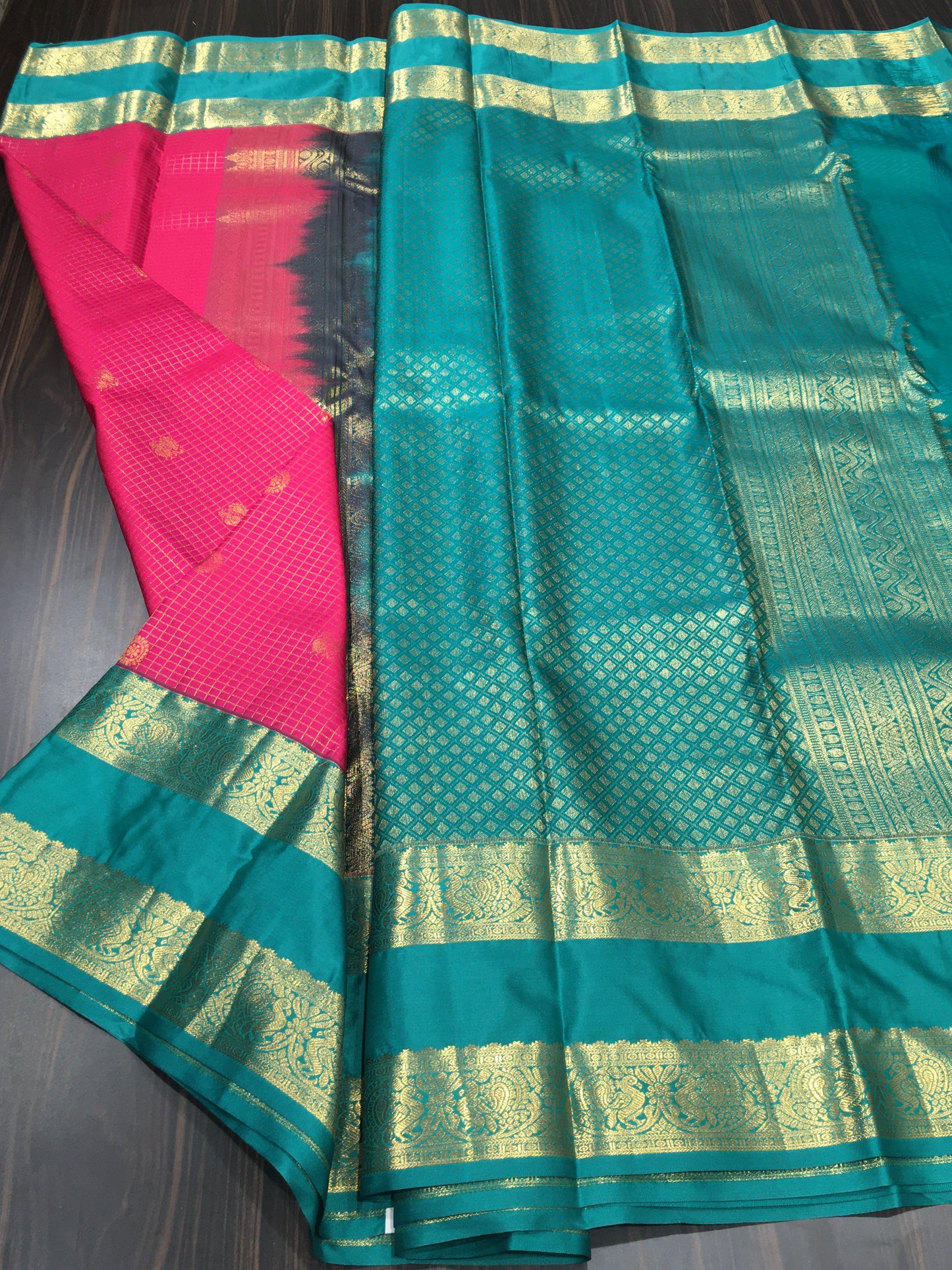 Semi Kanchipuram silk