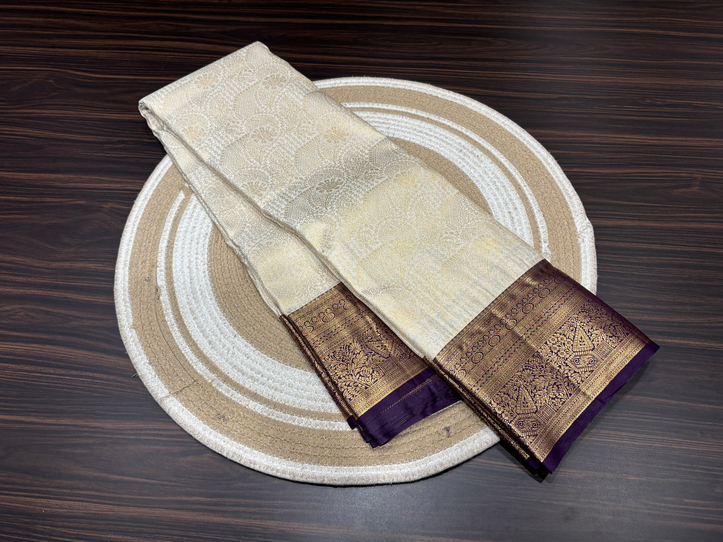 Semi Kanchipuram silk