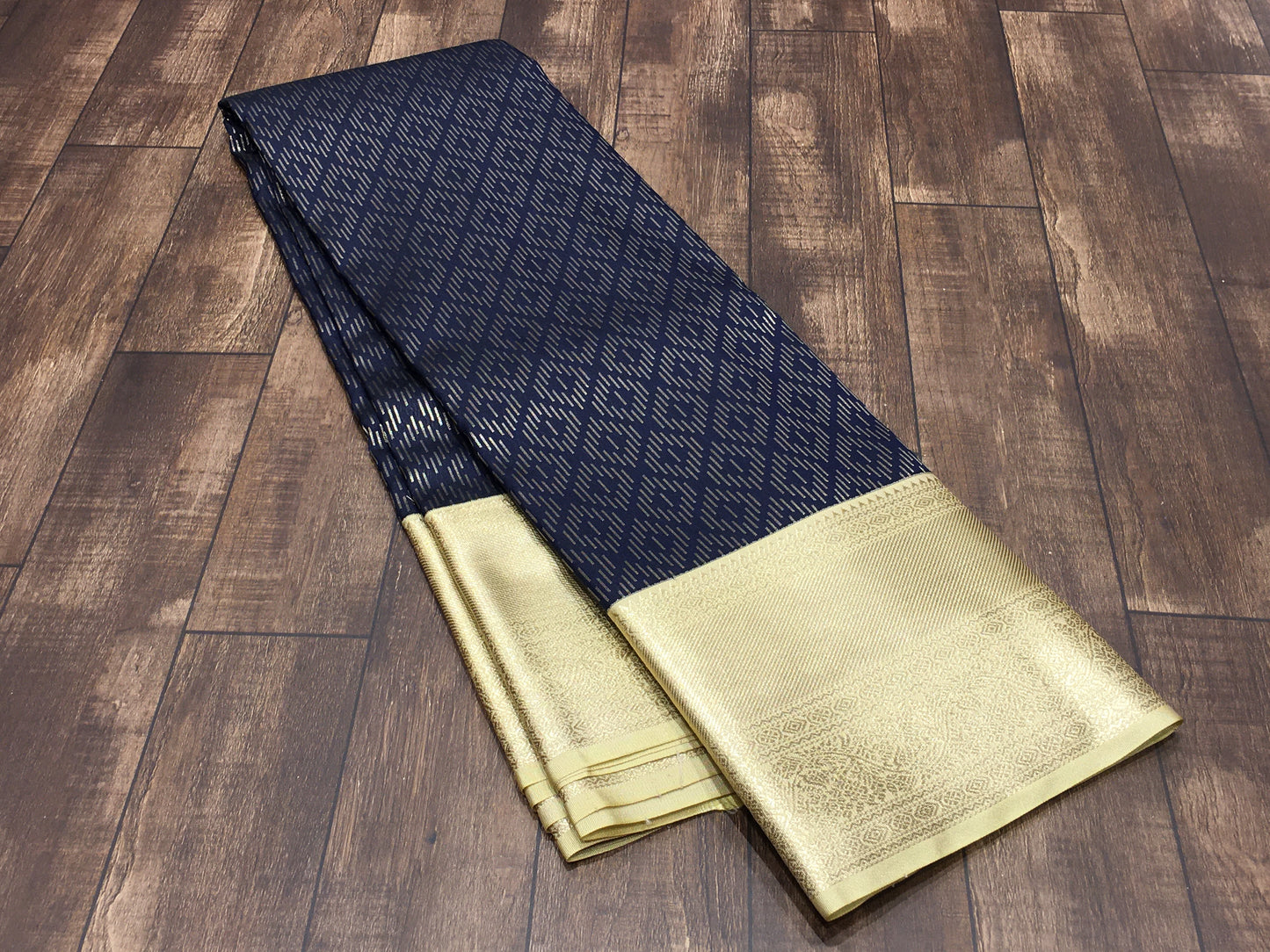 Semi Kanchipuram silk