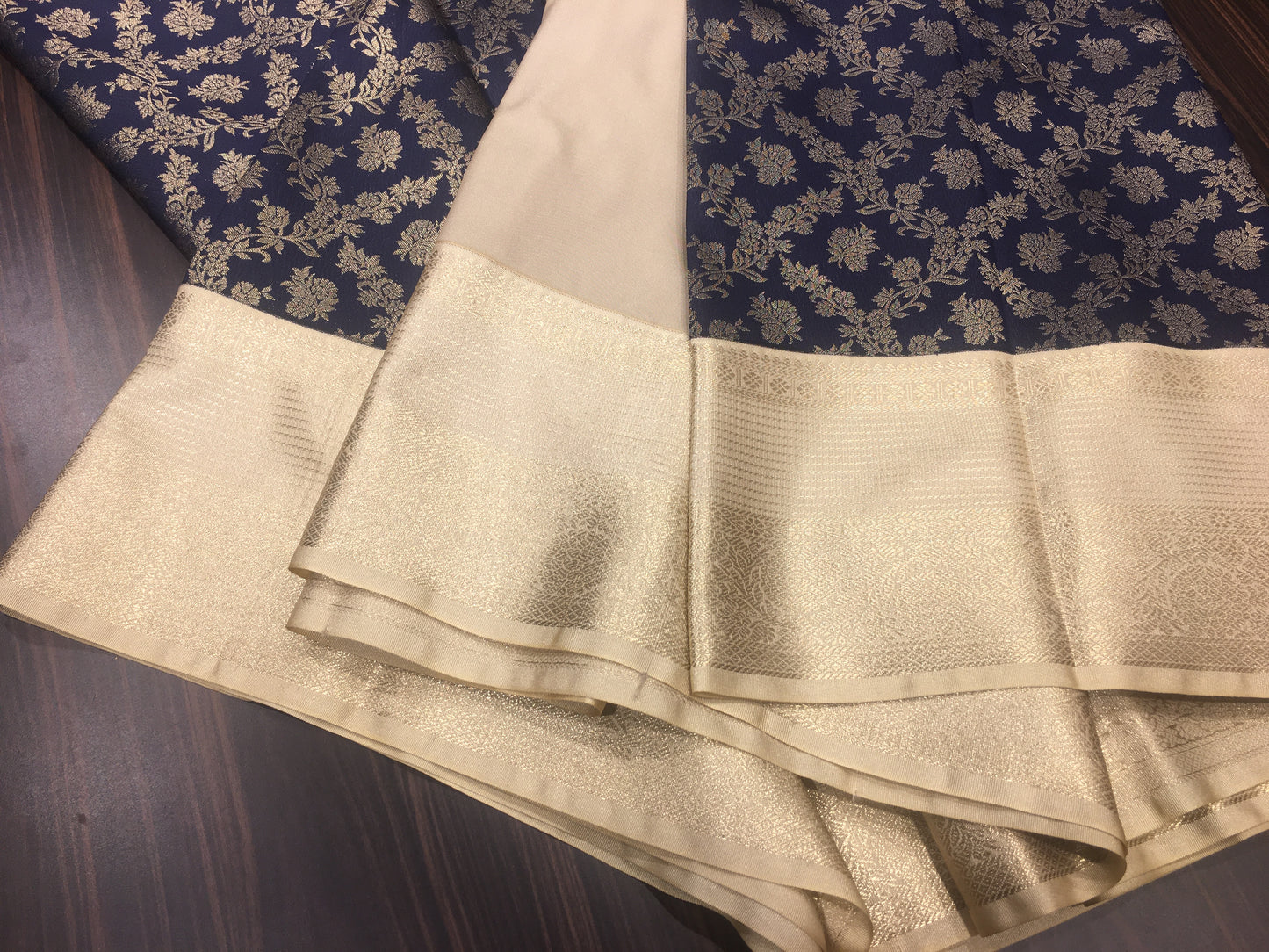 Semi Kanchipuram silk
