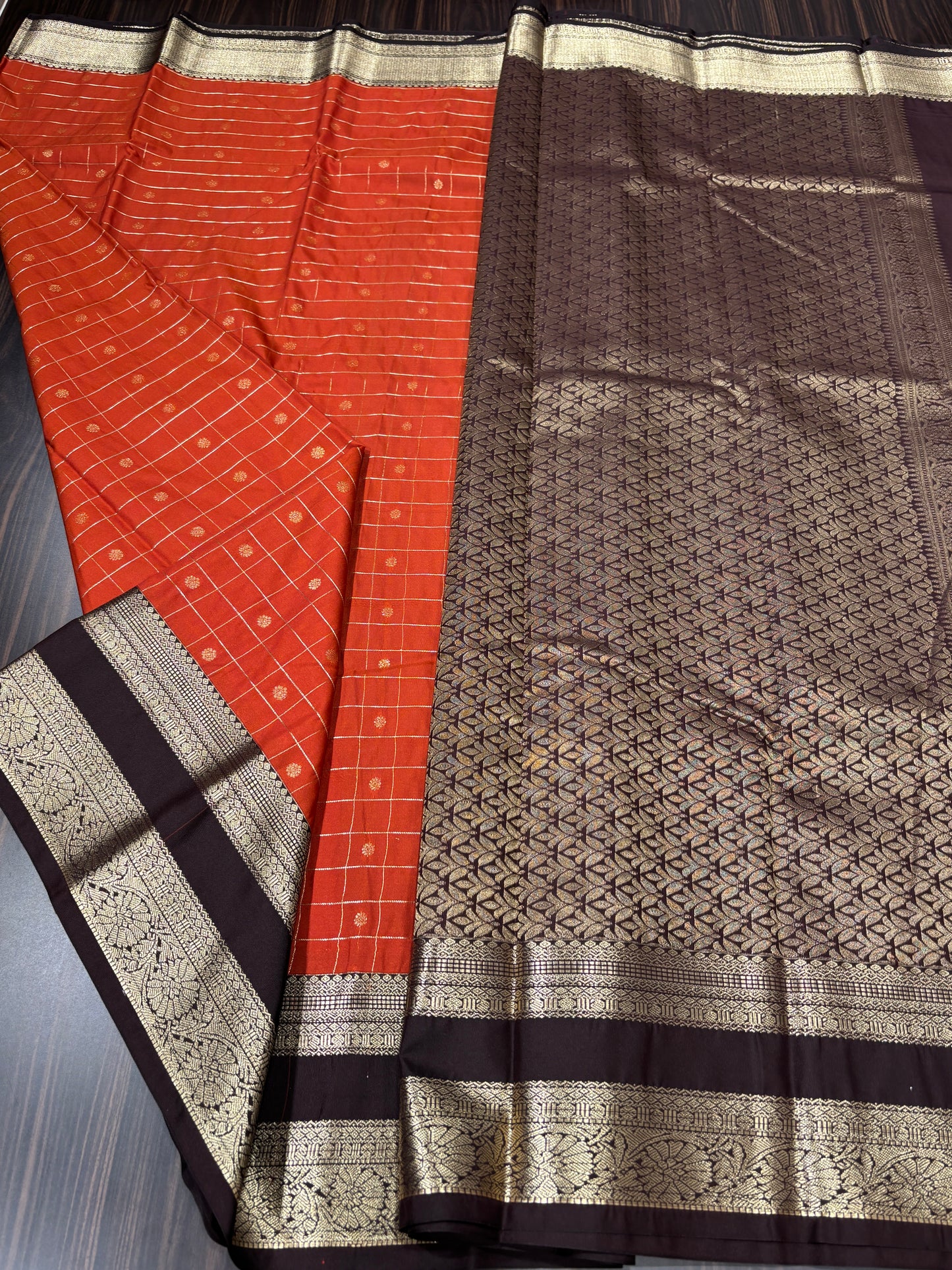 Semi Kanchipuram silk