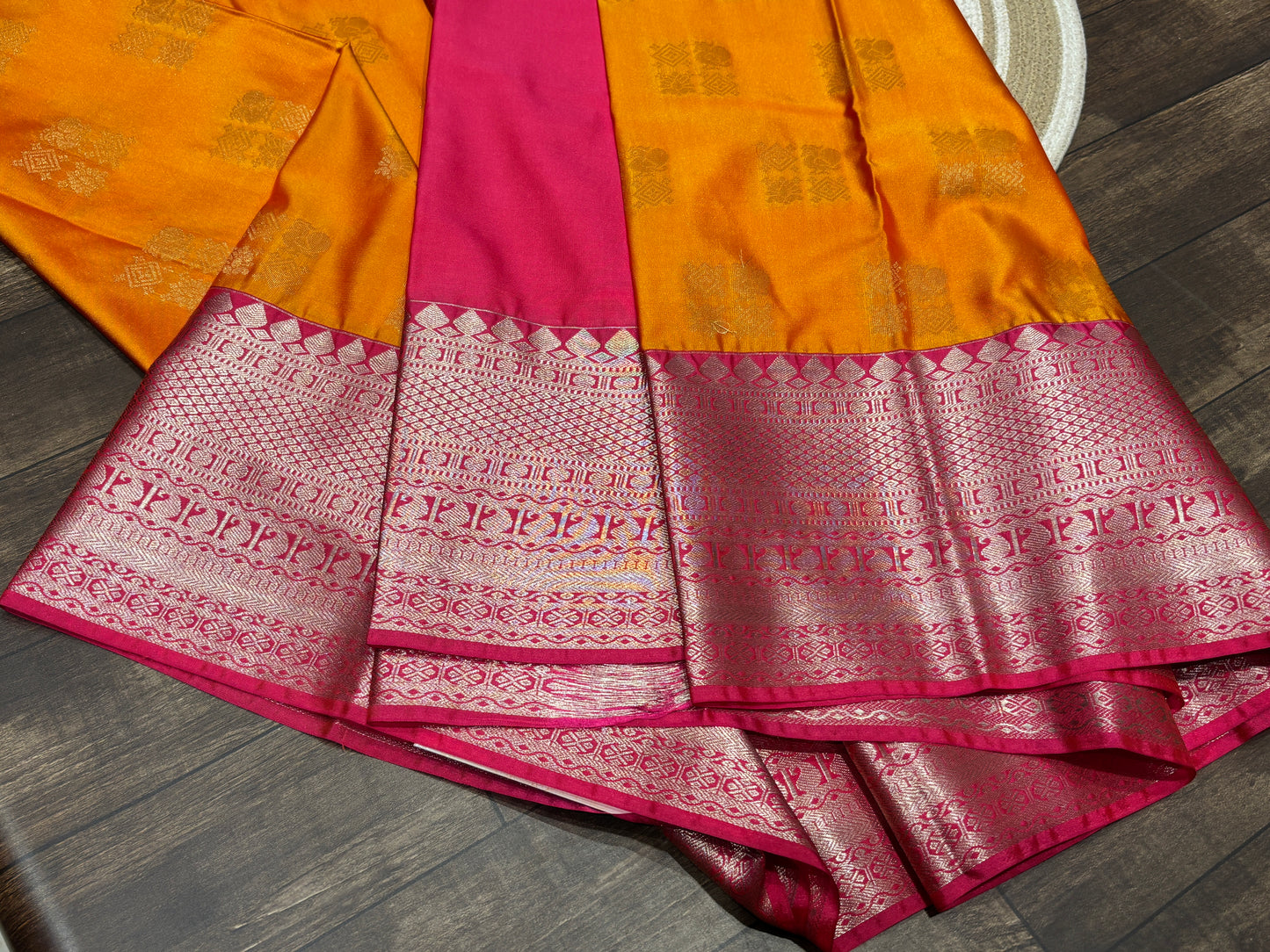 Semi Kanchipuram silk