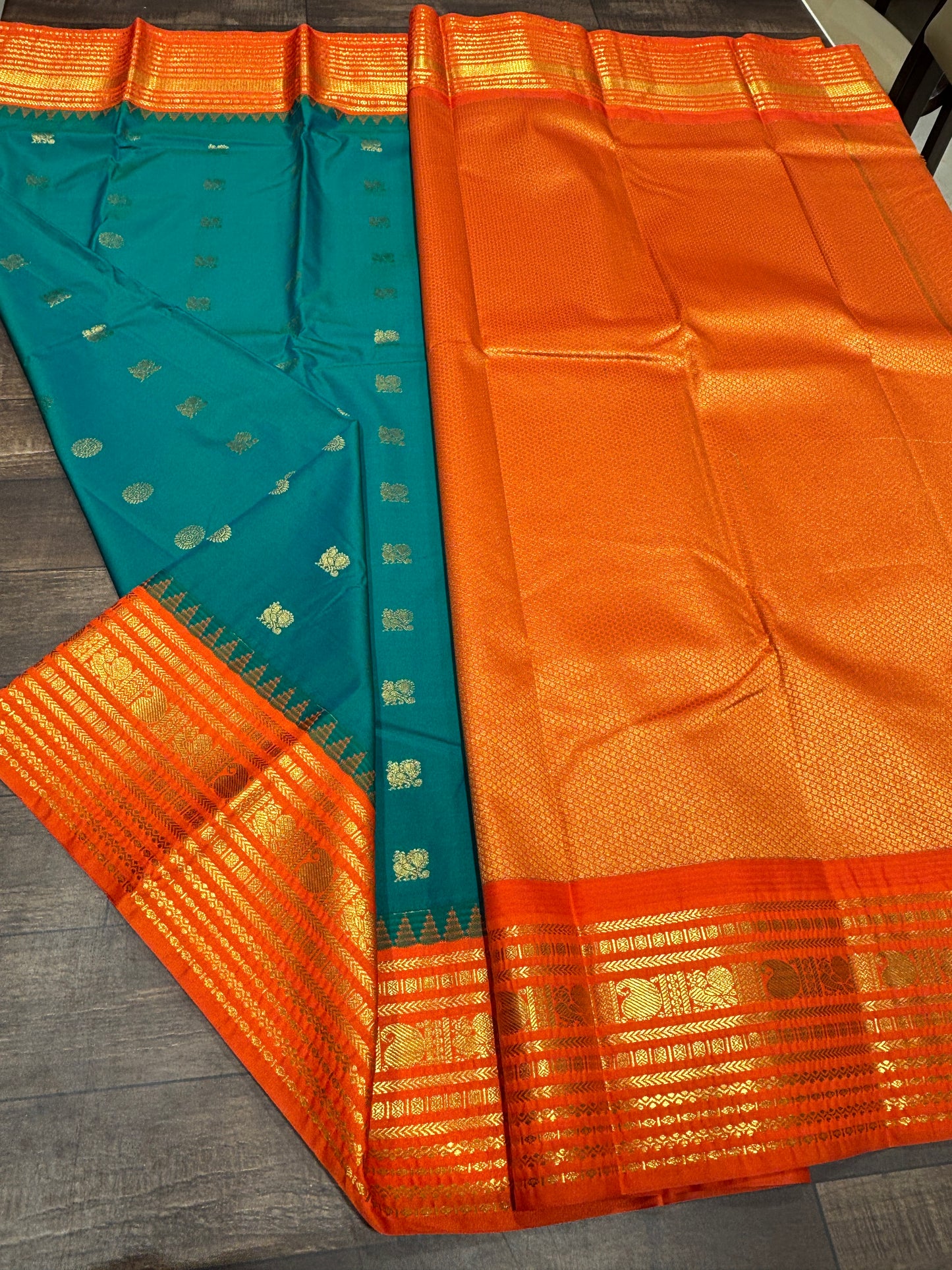 Semi Kanchipuram silk