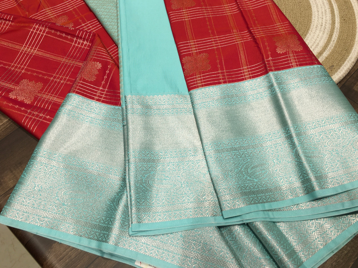 Semi Kanchipuram silk