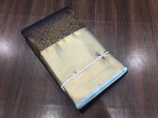 Semi Kanchipuram brocade