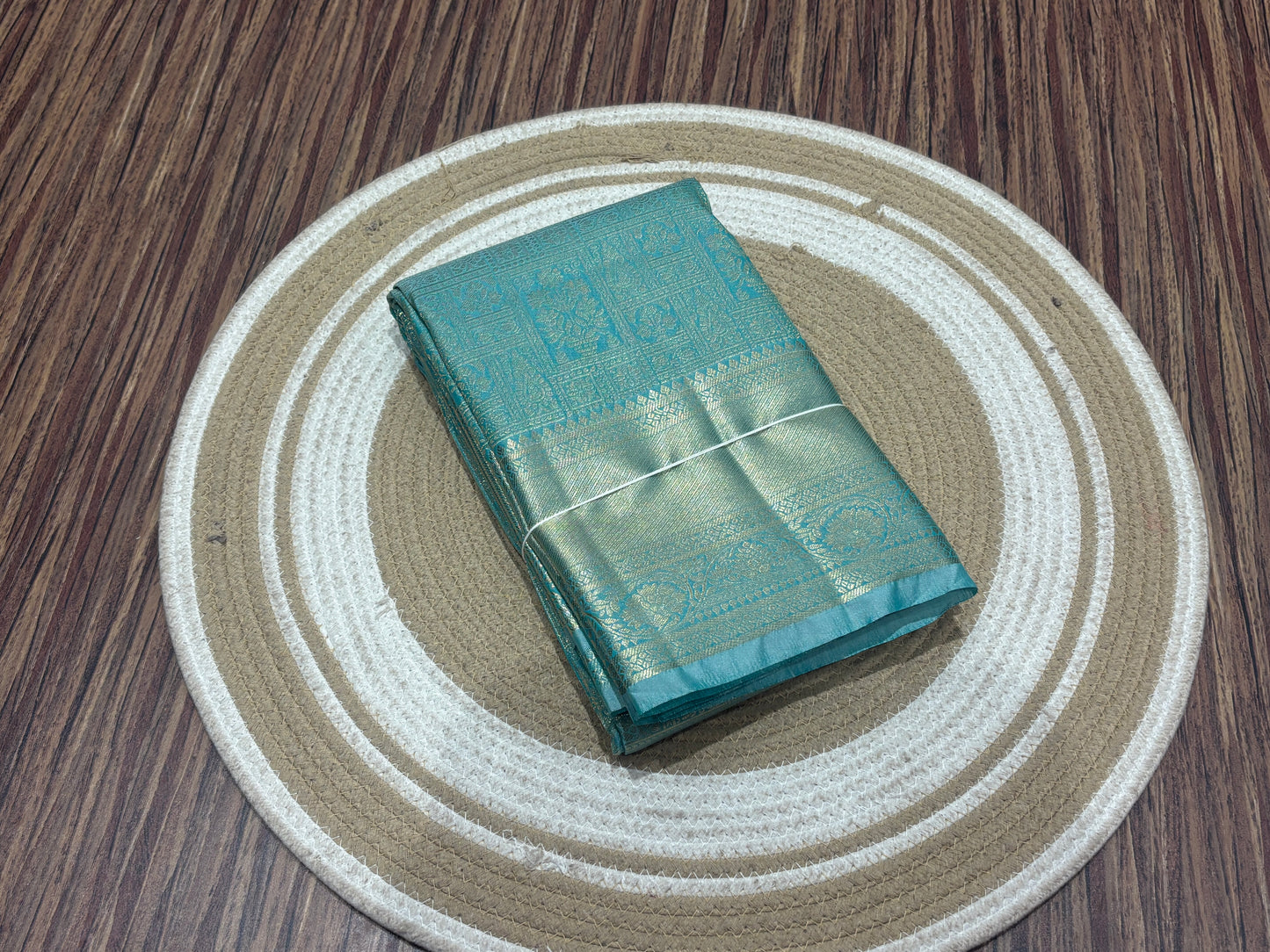 Semi Kanchipuram silk