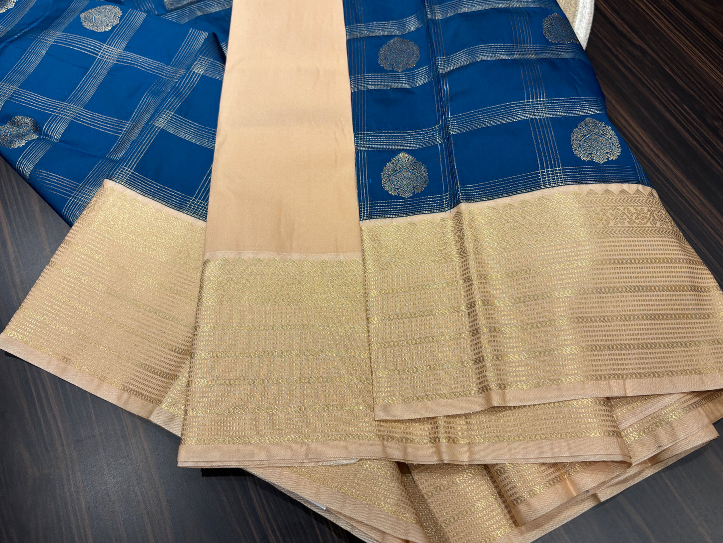 Semi Kanchipuram silk