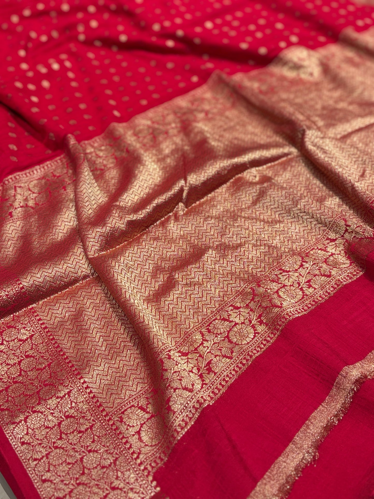 Wrinkle chiffon saree
