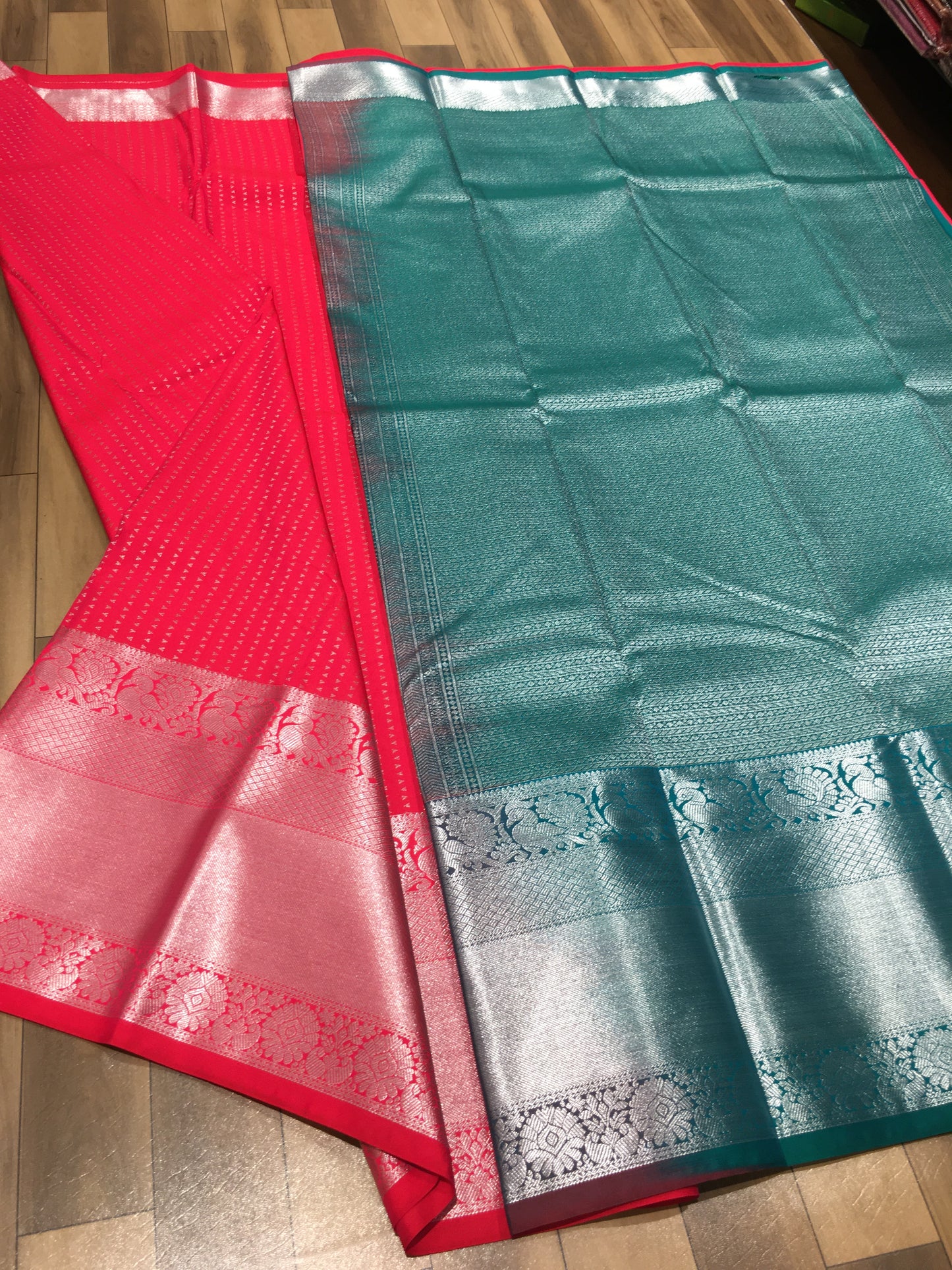 Semi Kanchipuram silk