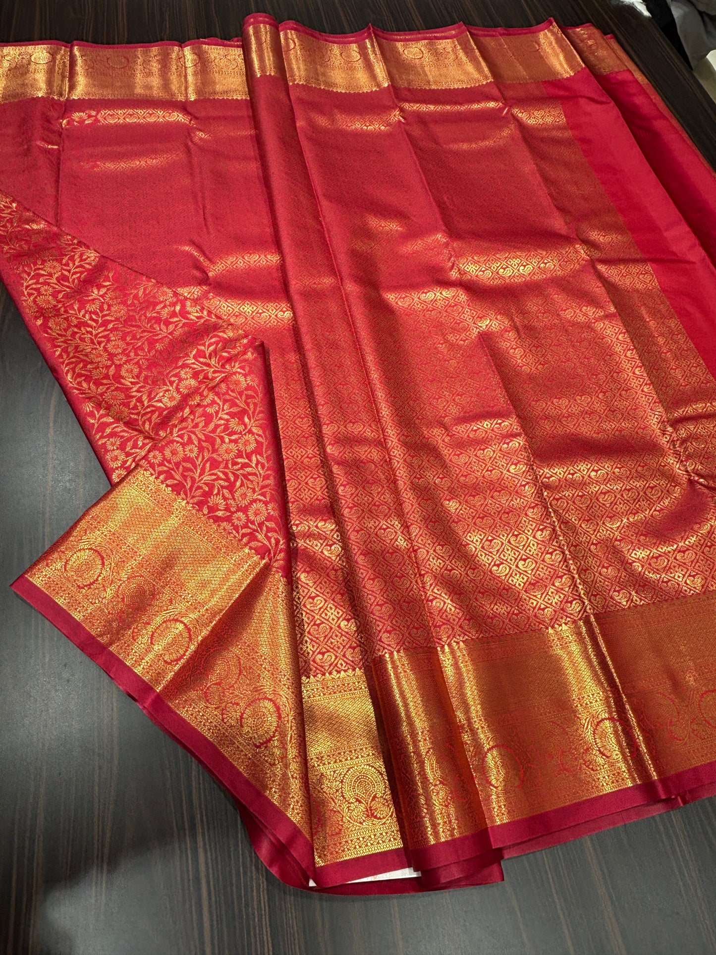 Semi Kanchipuram silk