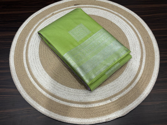 Semi Kanchipuram silk