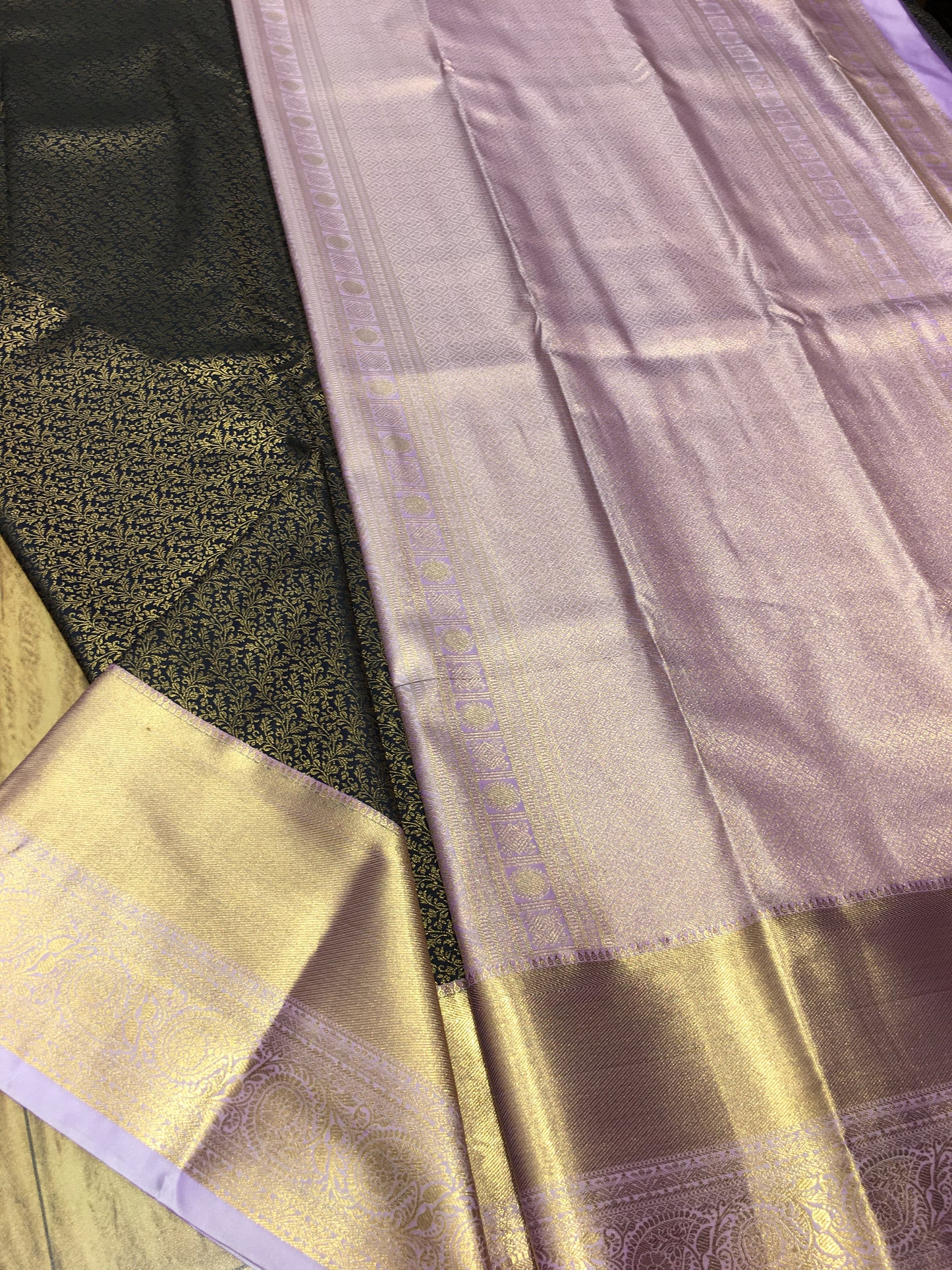 Semi Kanchipuram brocade