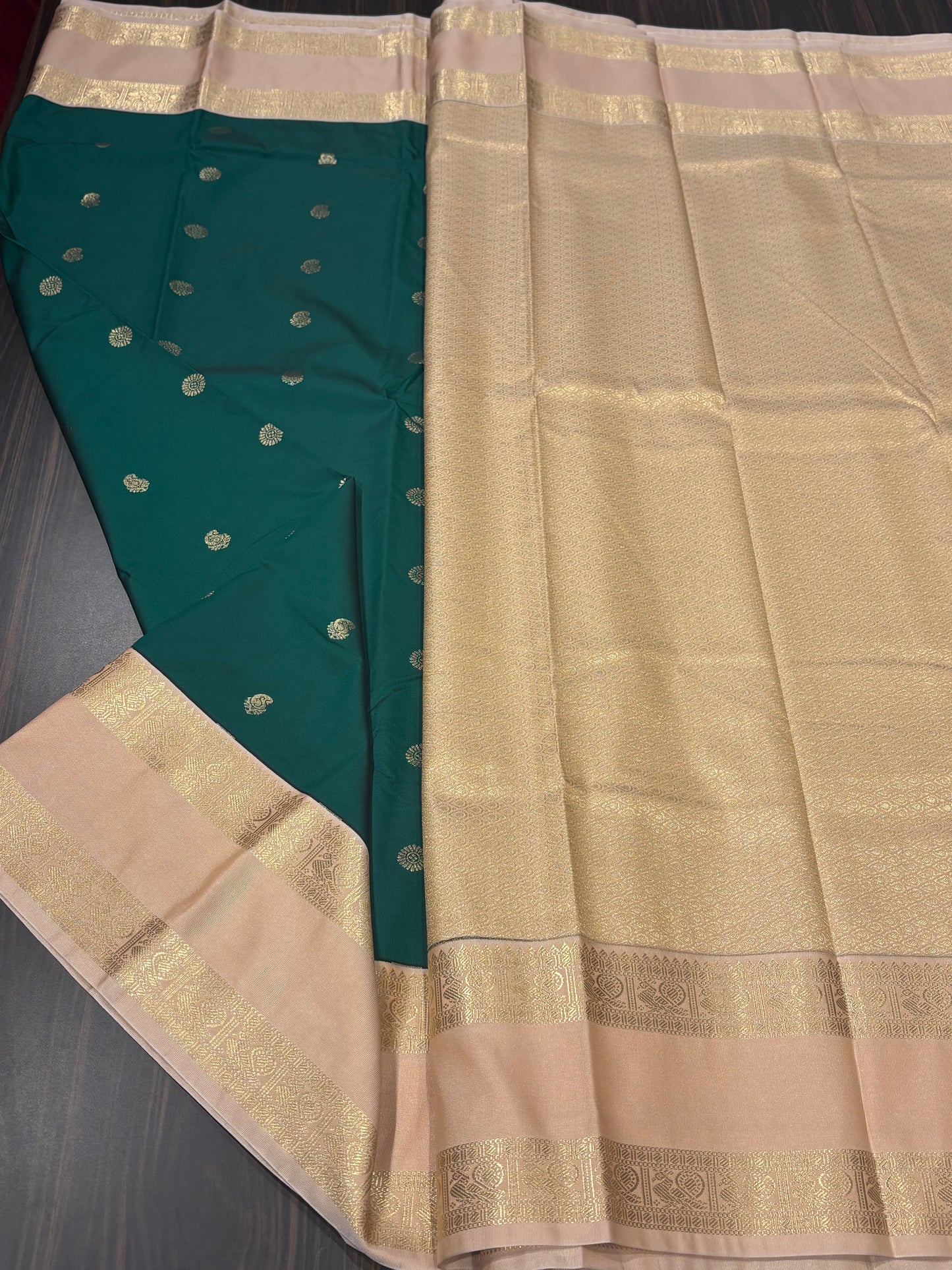 Semi Kanchipuram silk