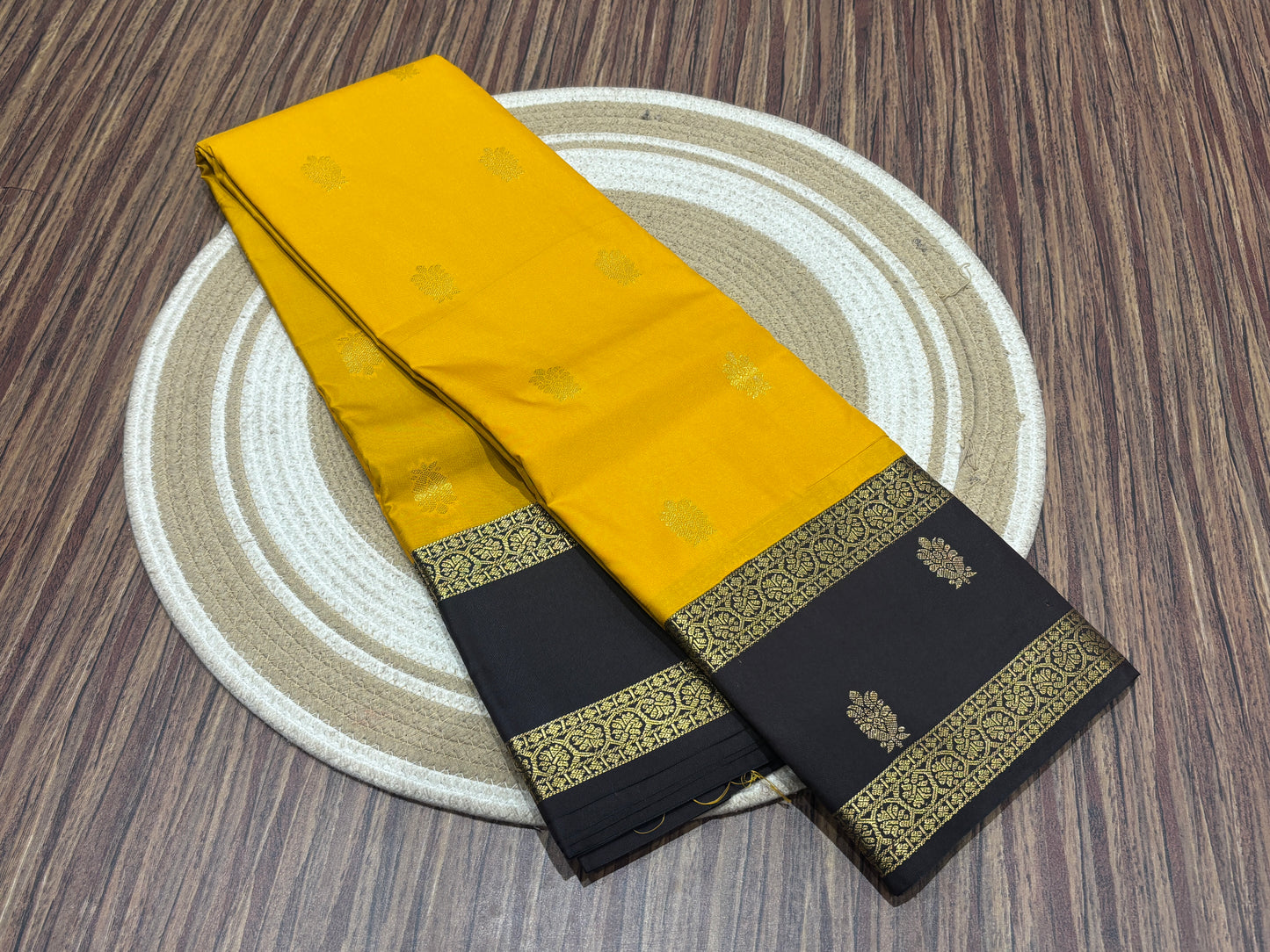 Semi Kanchipuram silk