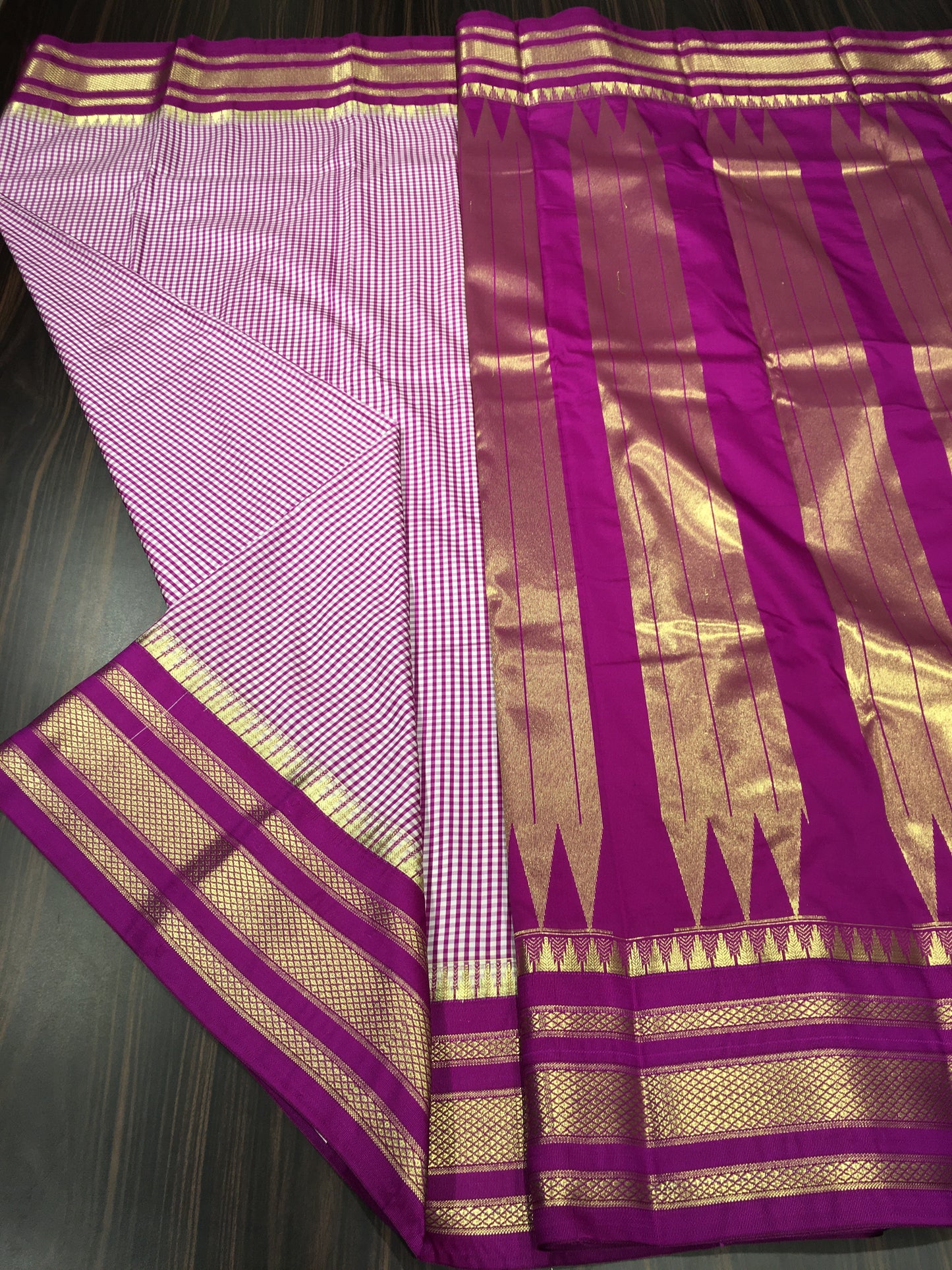 Semi Kanchipuram silk