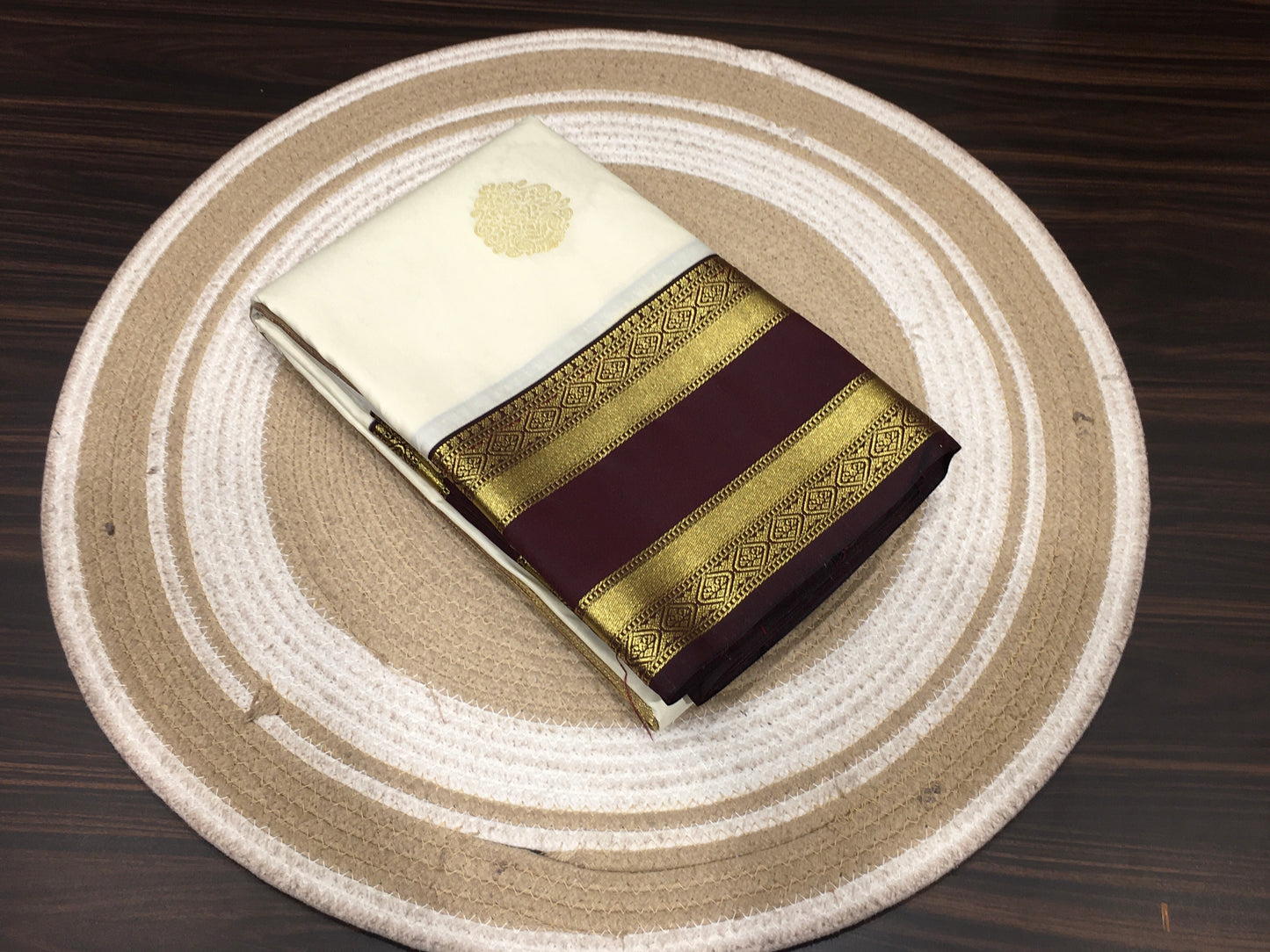 Semi Kanchipuram silk