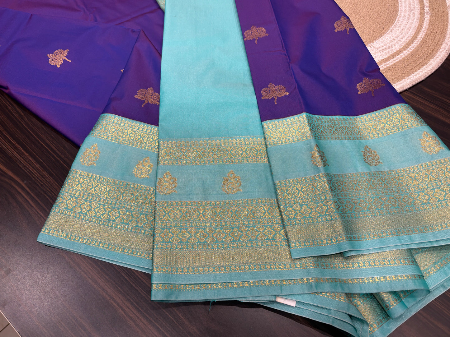 Semi Kanchipuram silk