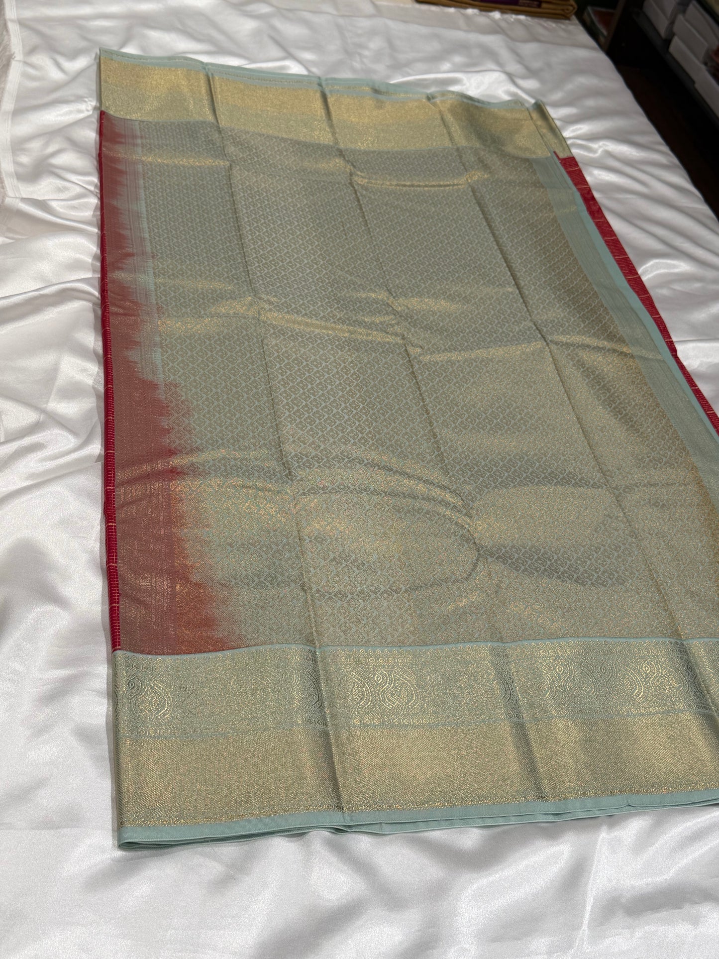 Semi Kanchipuram silk