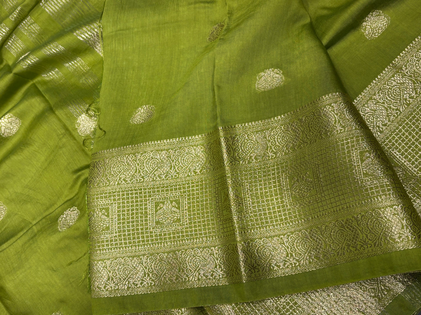 Butter Crape Saree
