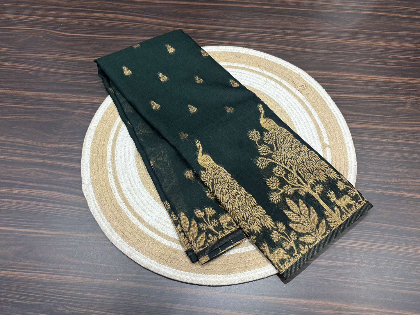 Dola silk saree