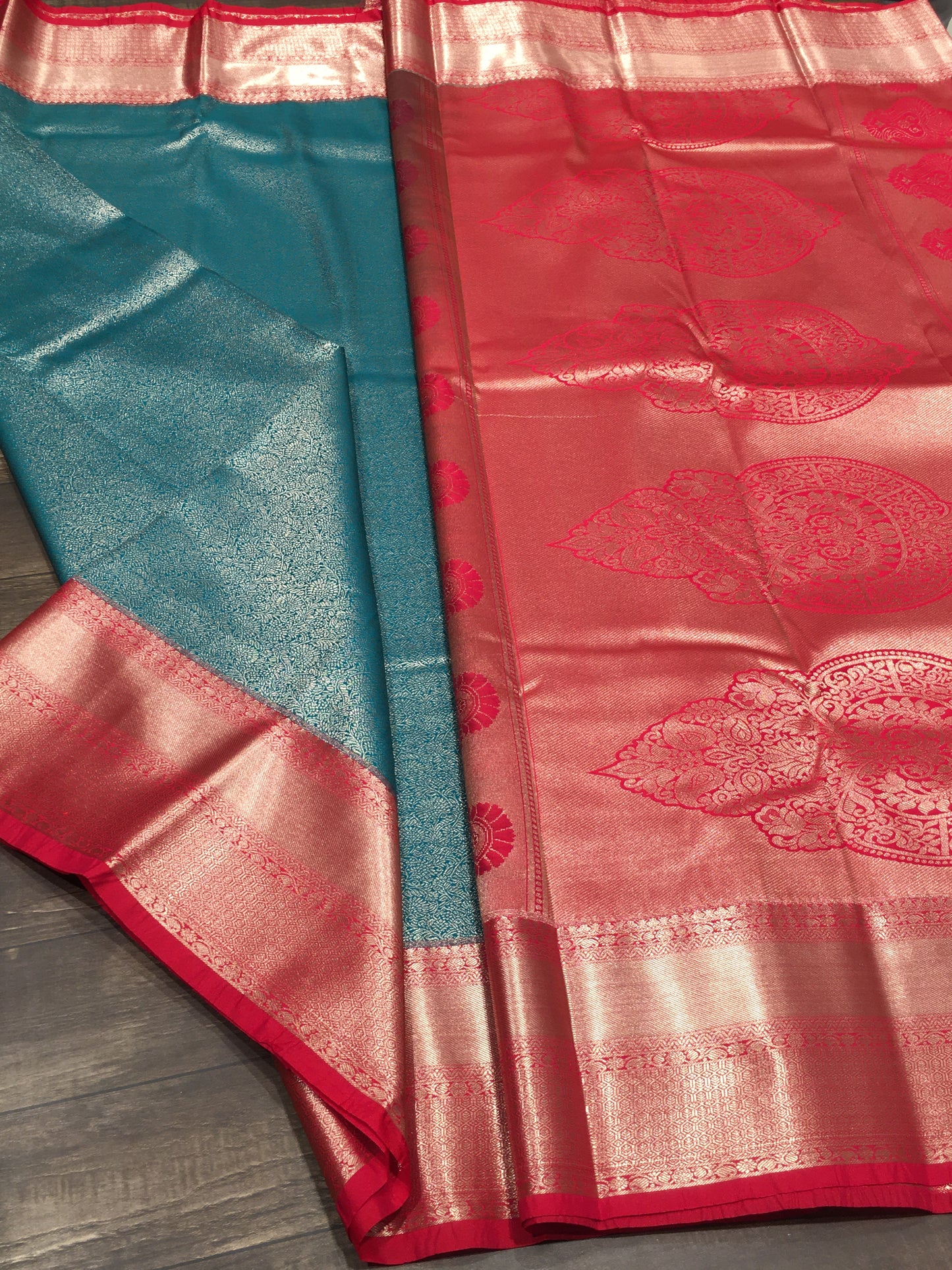 Semi Kanchipuram silk
