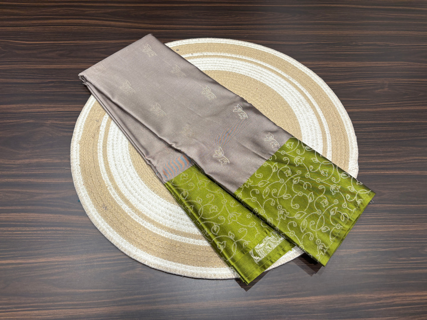 Semi Kanchipuram silk