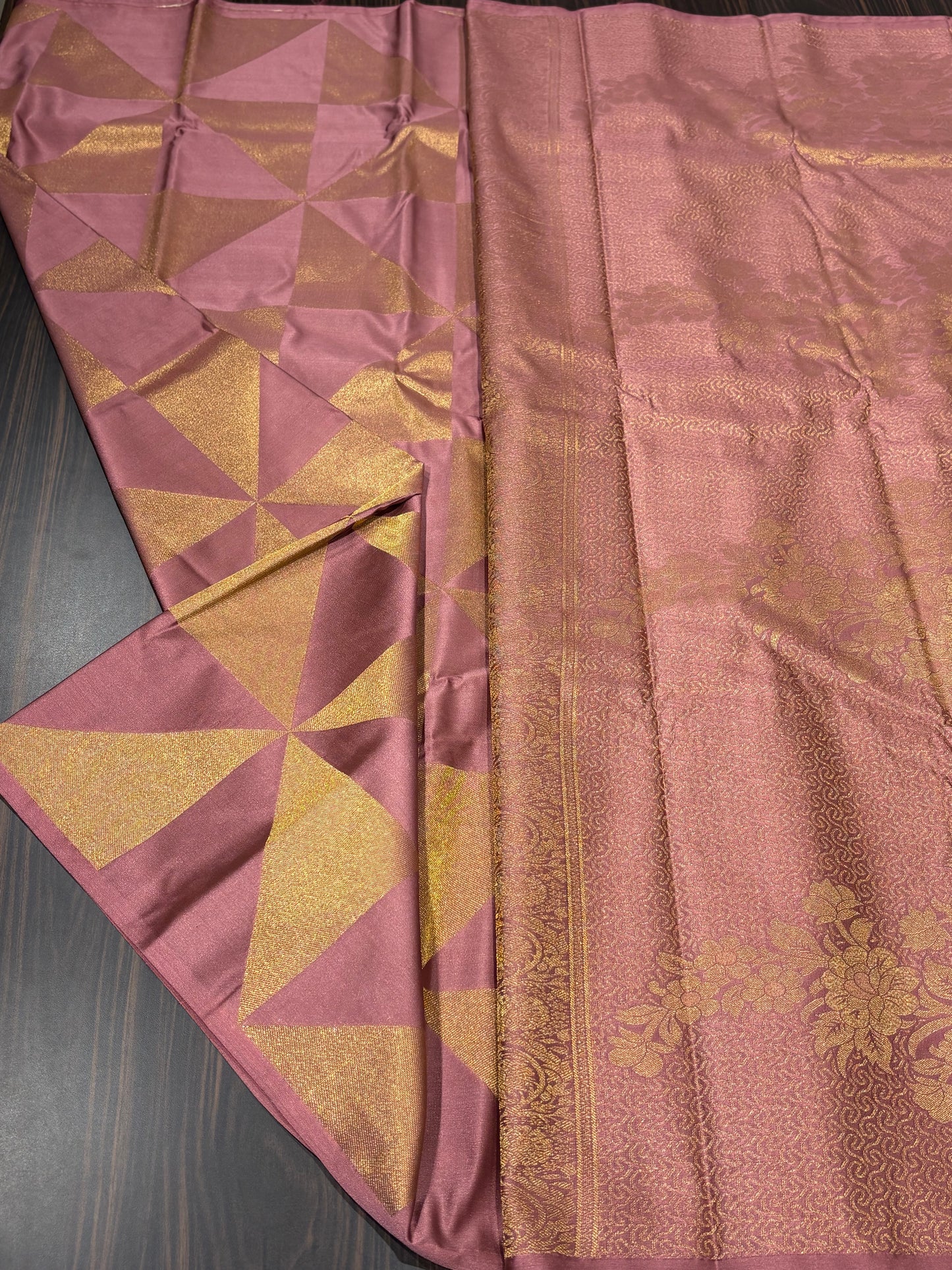 Semi Kanchipuram silk