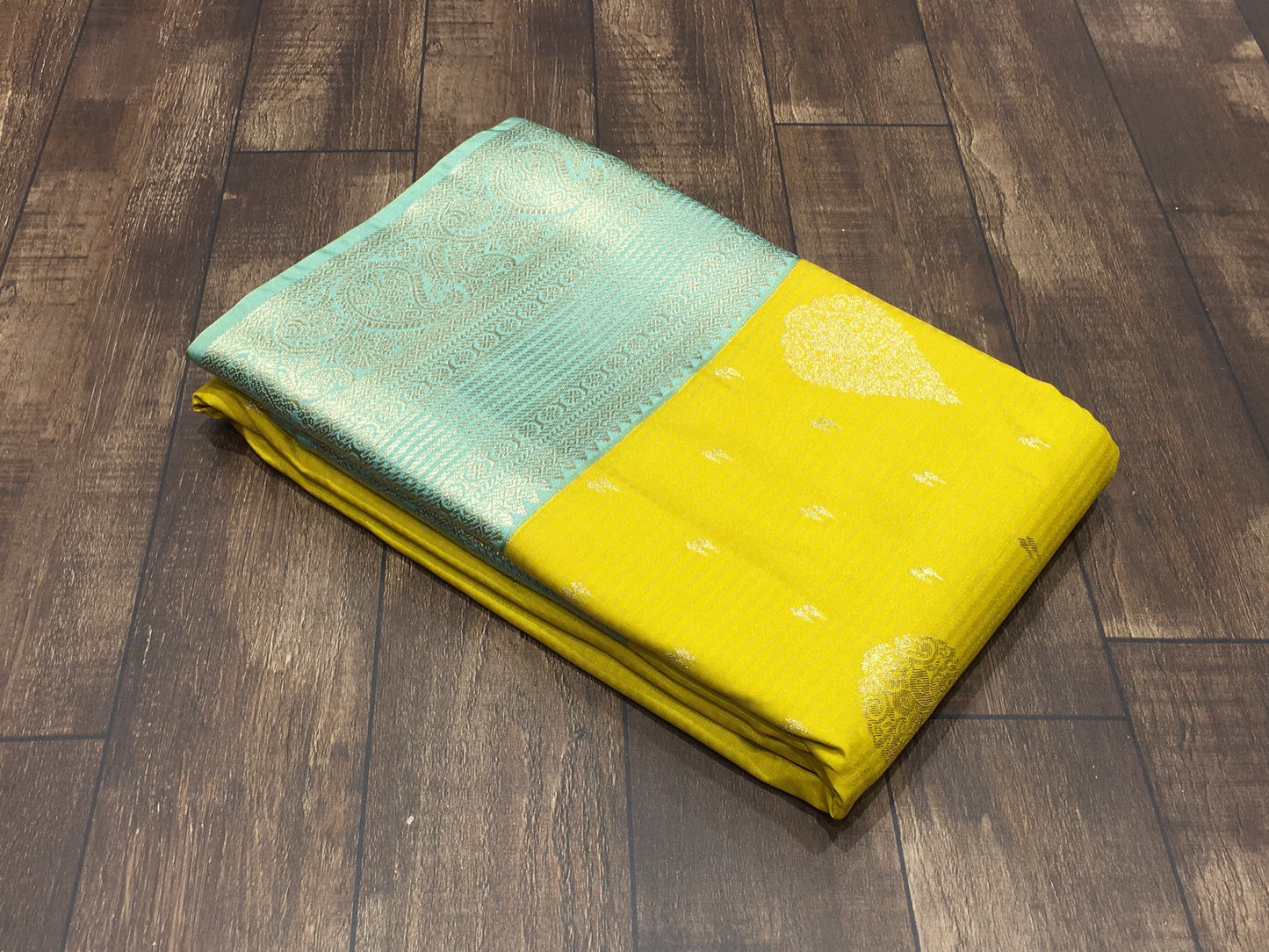 Semi Kanchipuram silk