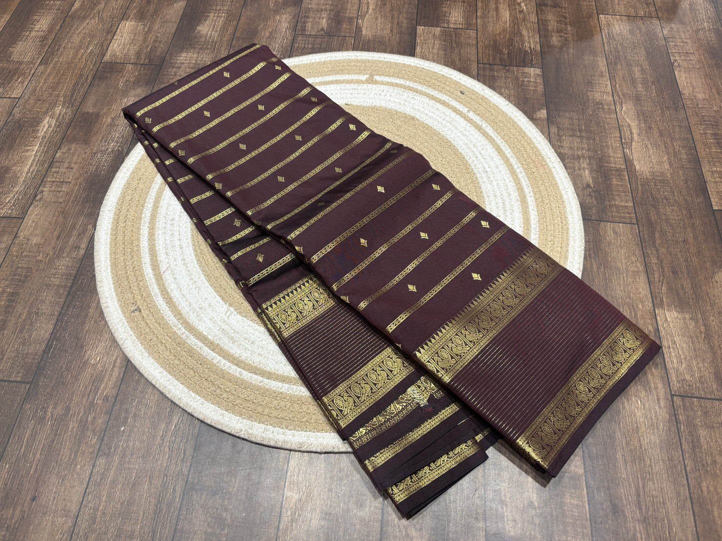 Semi Kanchipuram silk