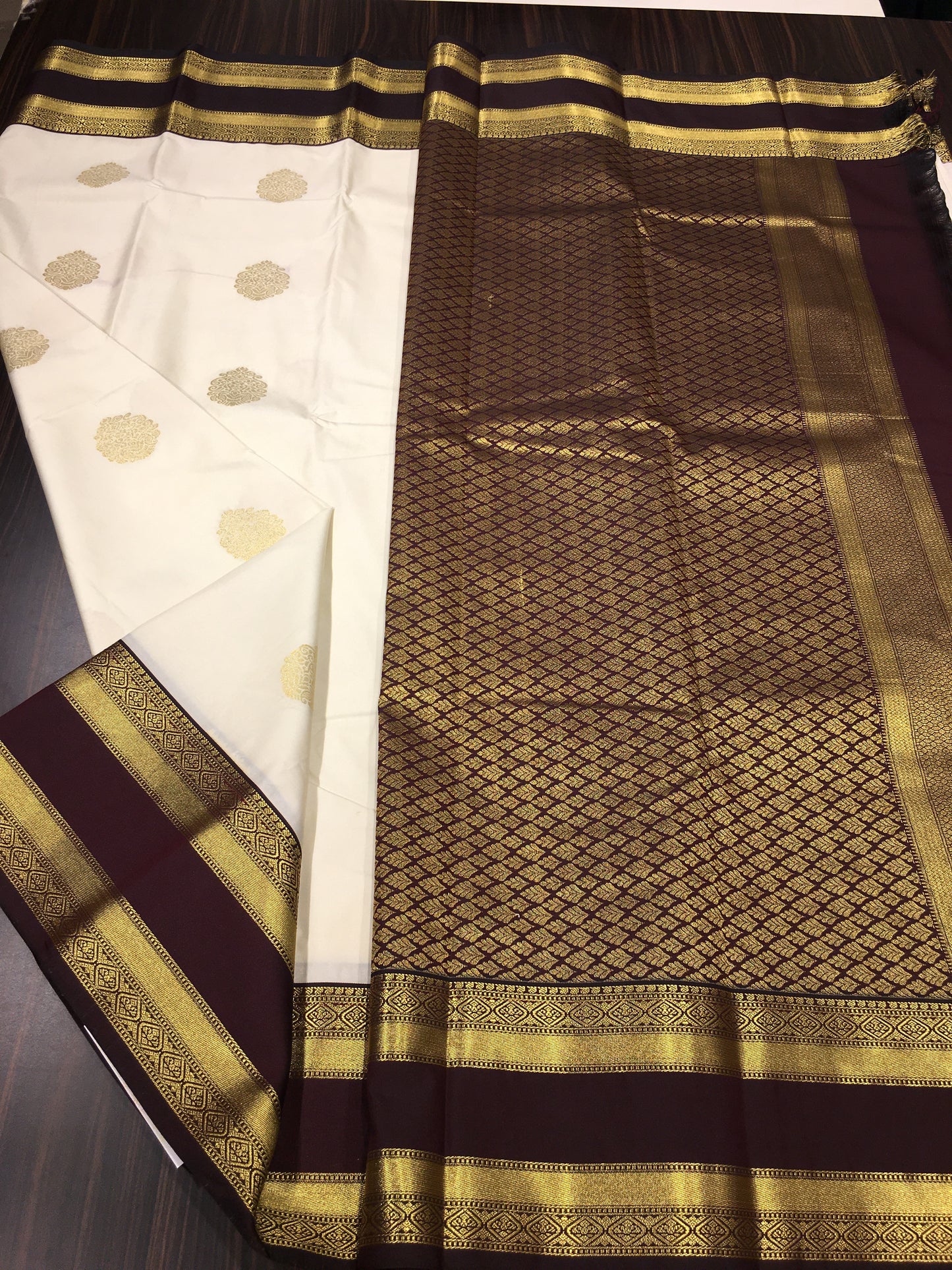 Semi Kanchipuram silk