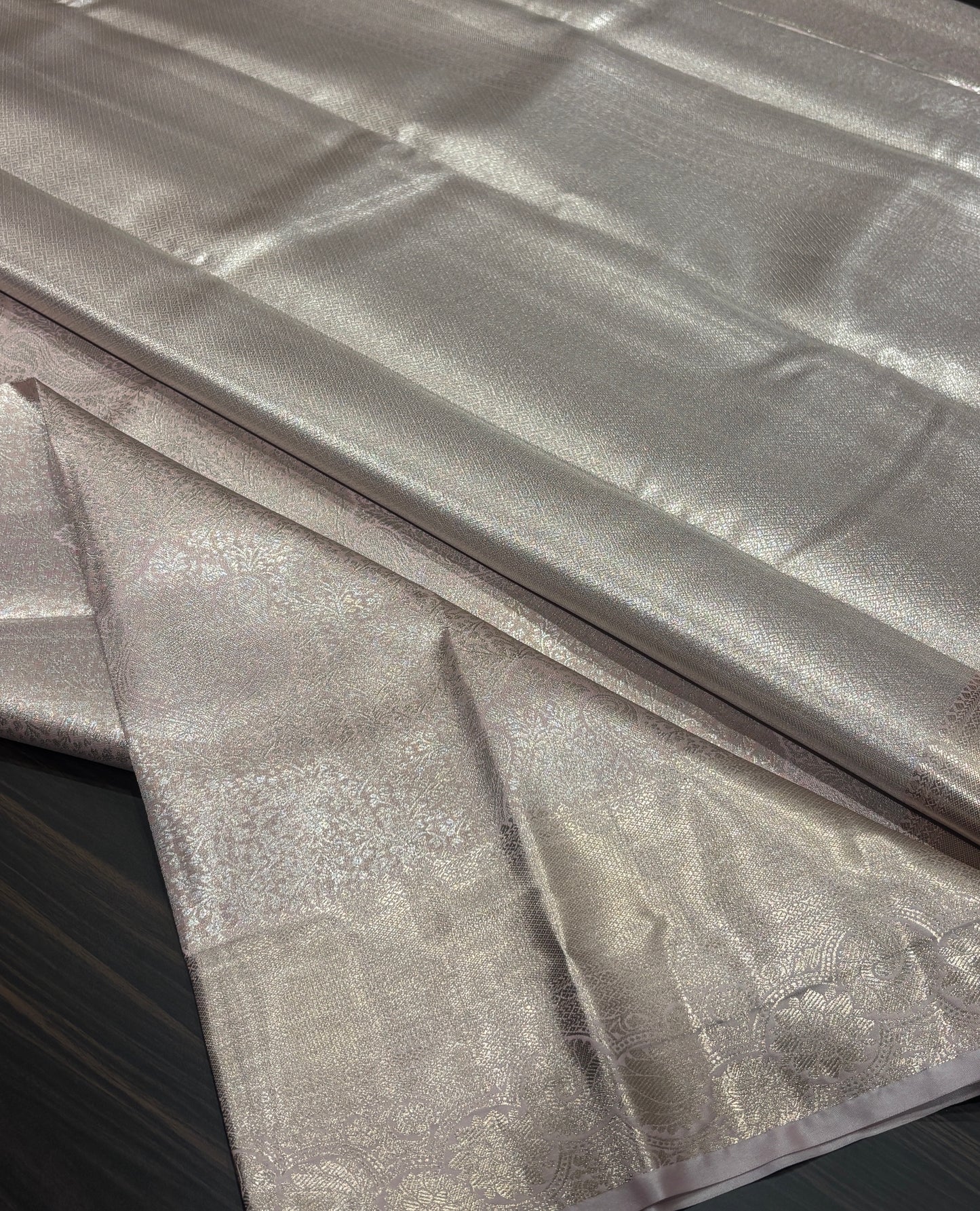 Semi Kanchipuram tissue