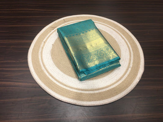 Semi Kanchipuram silk
