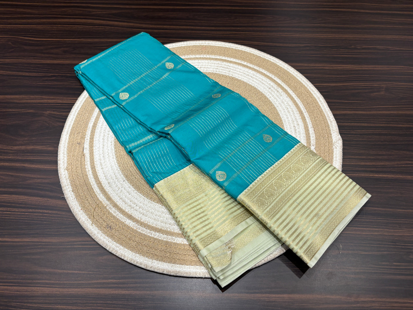 Semi Kanchipuram silk