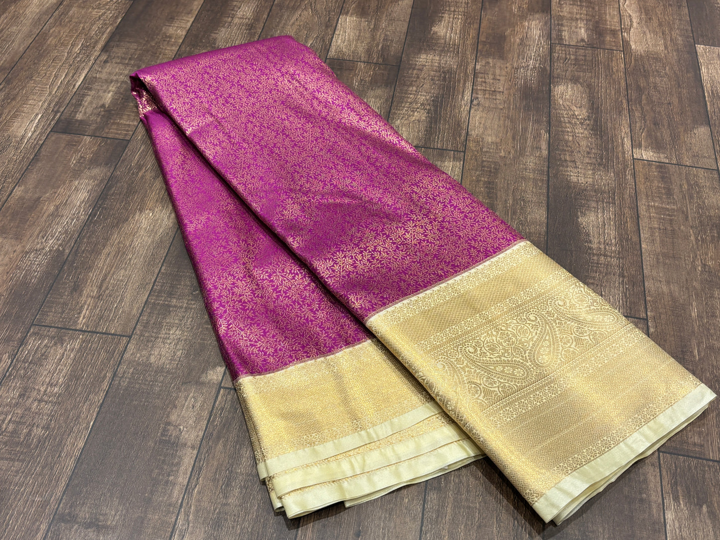 Semi Kanchipuram silk
