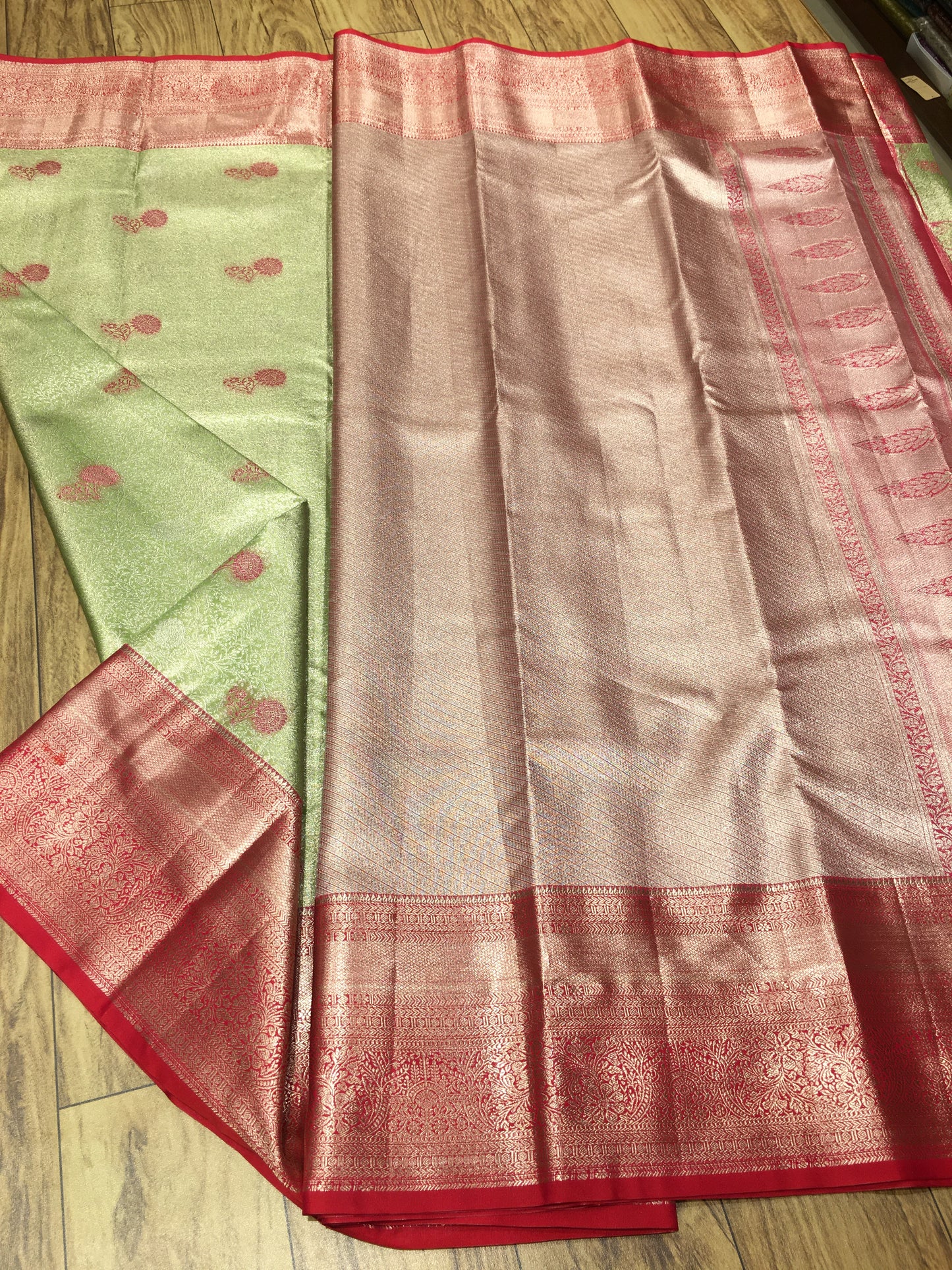 Semi Kanchipuram Tissue