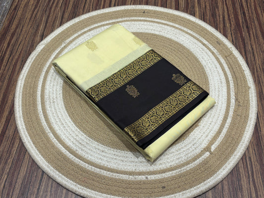 Semi Kanchipuram silk