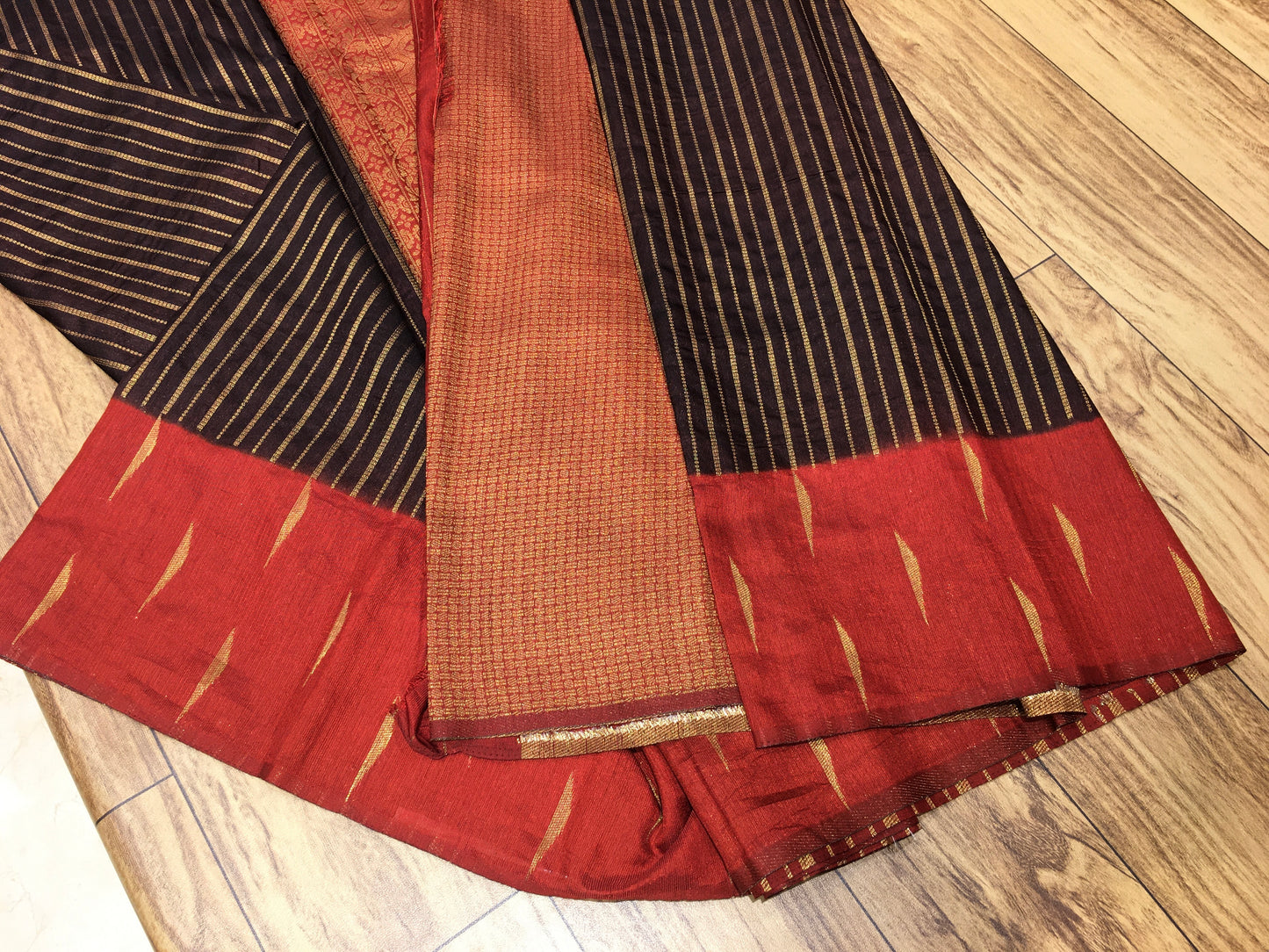 Dola Silk Saree